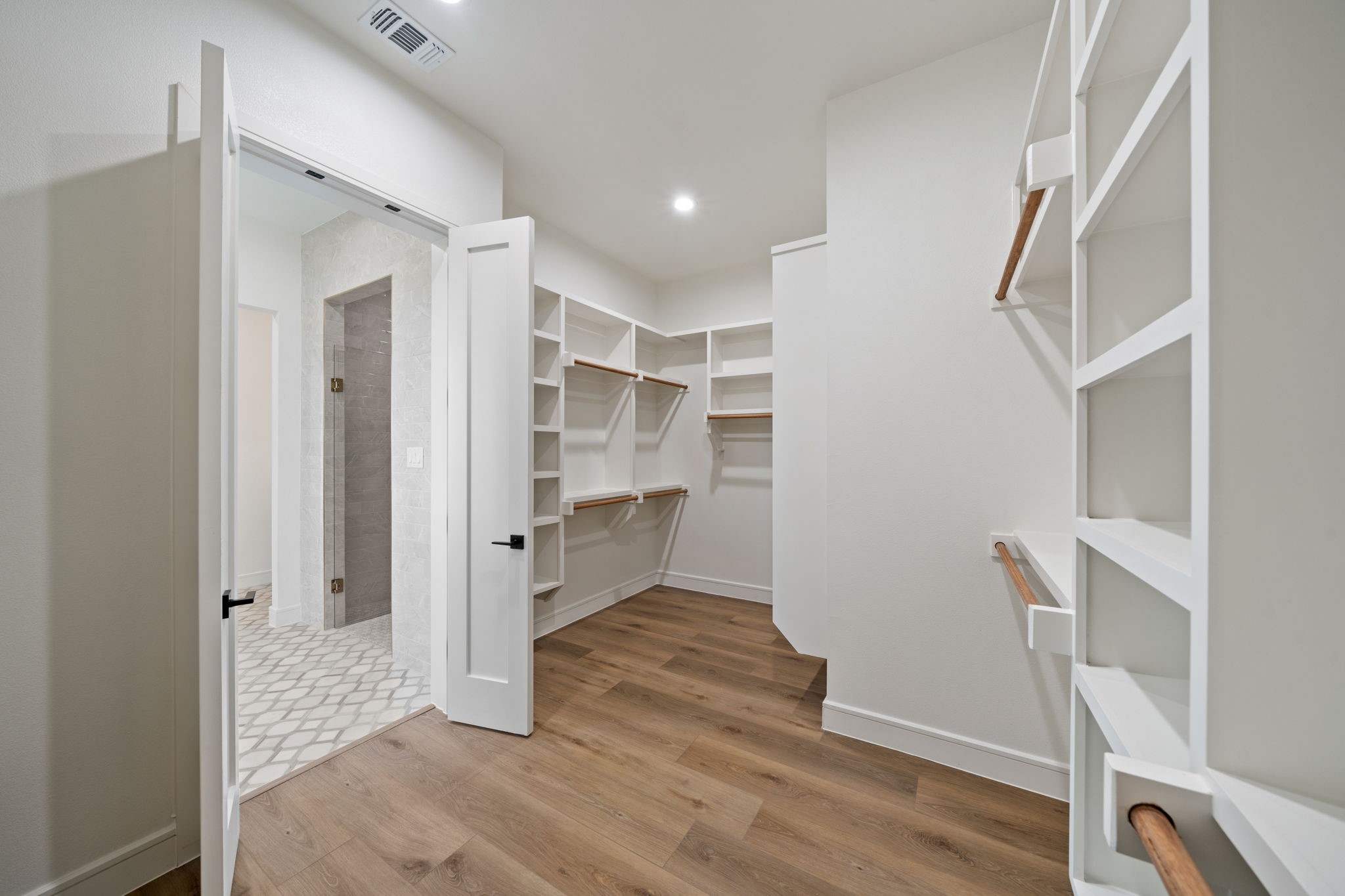 300 Ryker Lane Gunter TX 75058