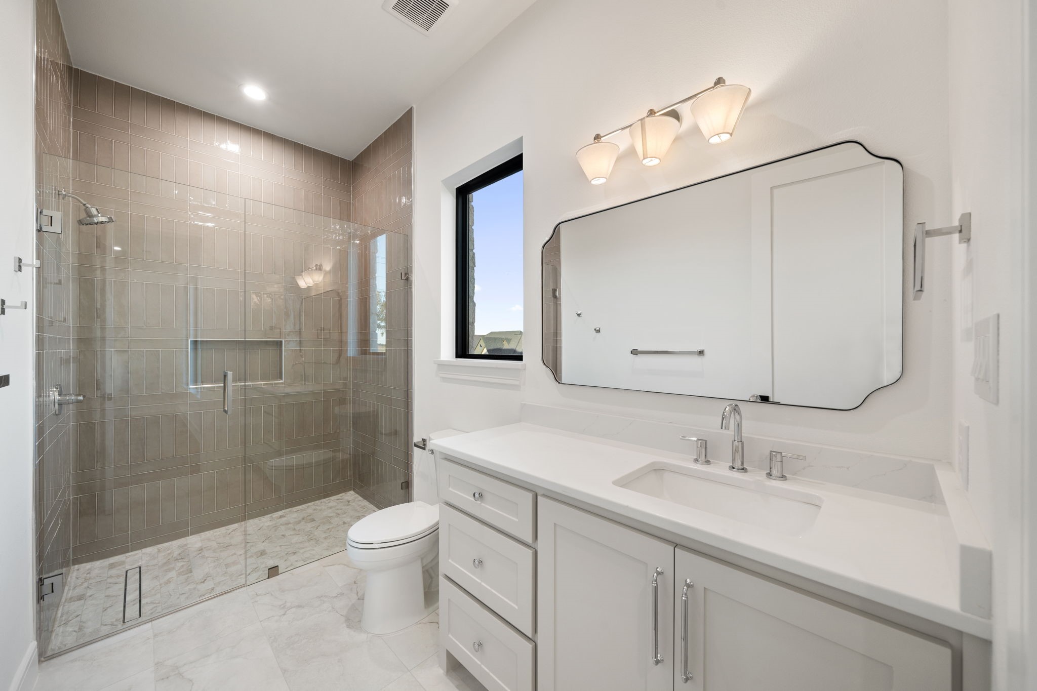 300 Ryker Lane Gunter TX 75058