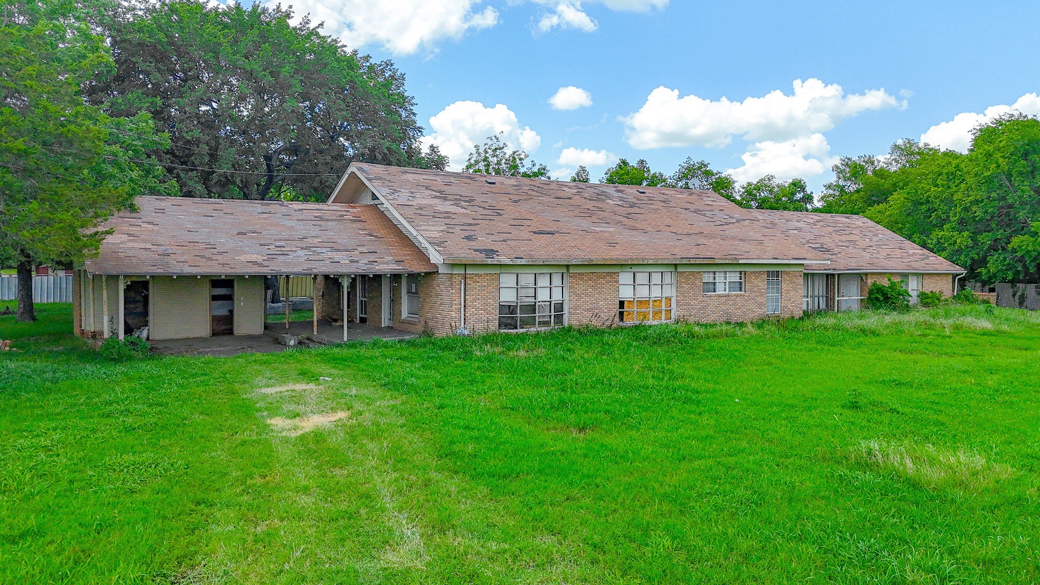 604 W Main Street Richland TX 76681