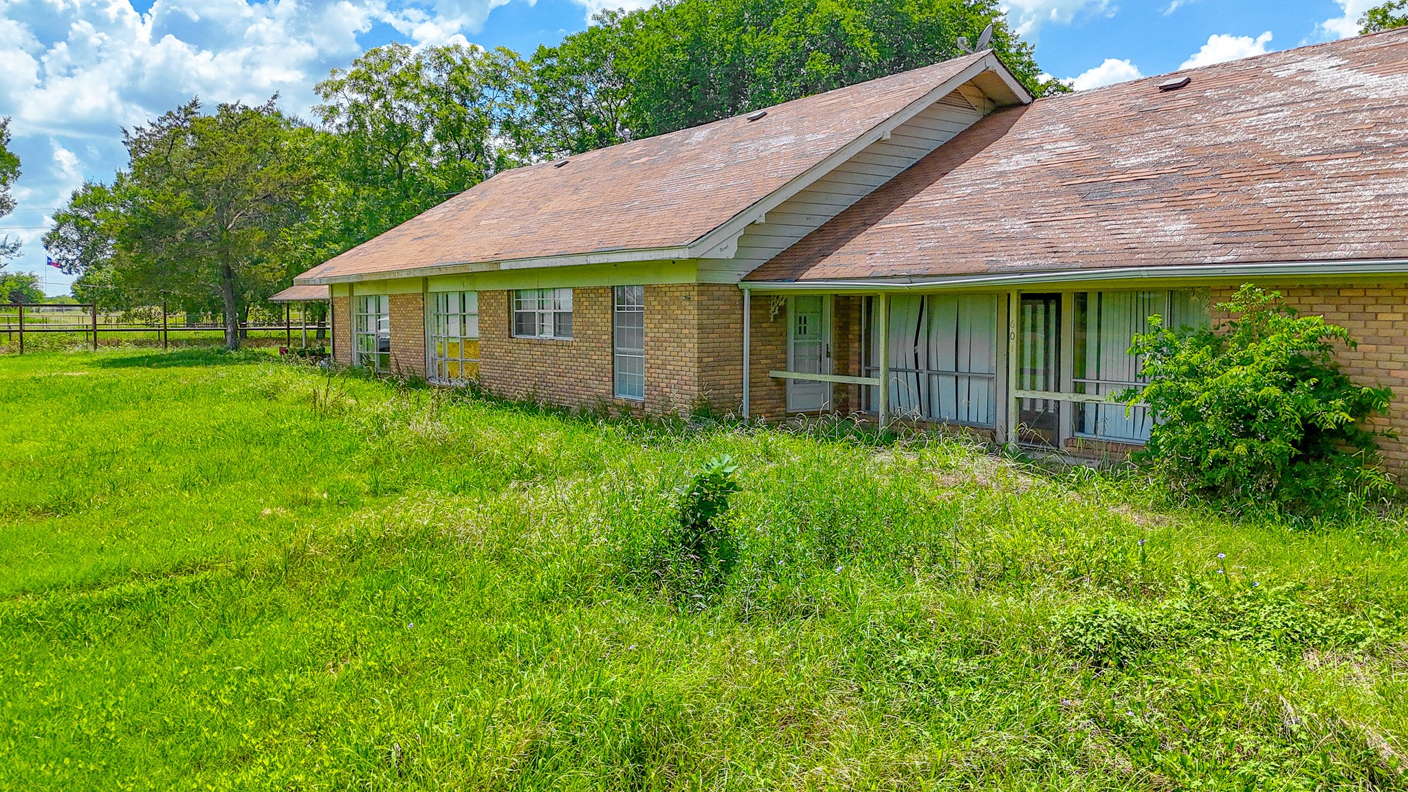 604 W Main Street Richland TX 76681