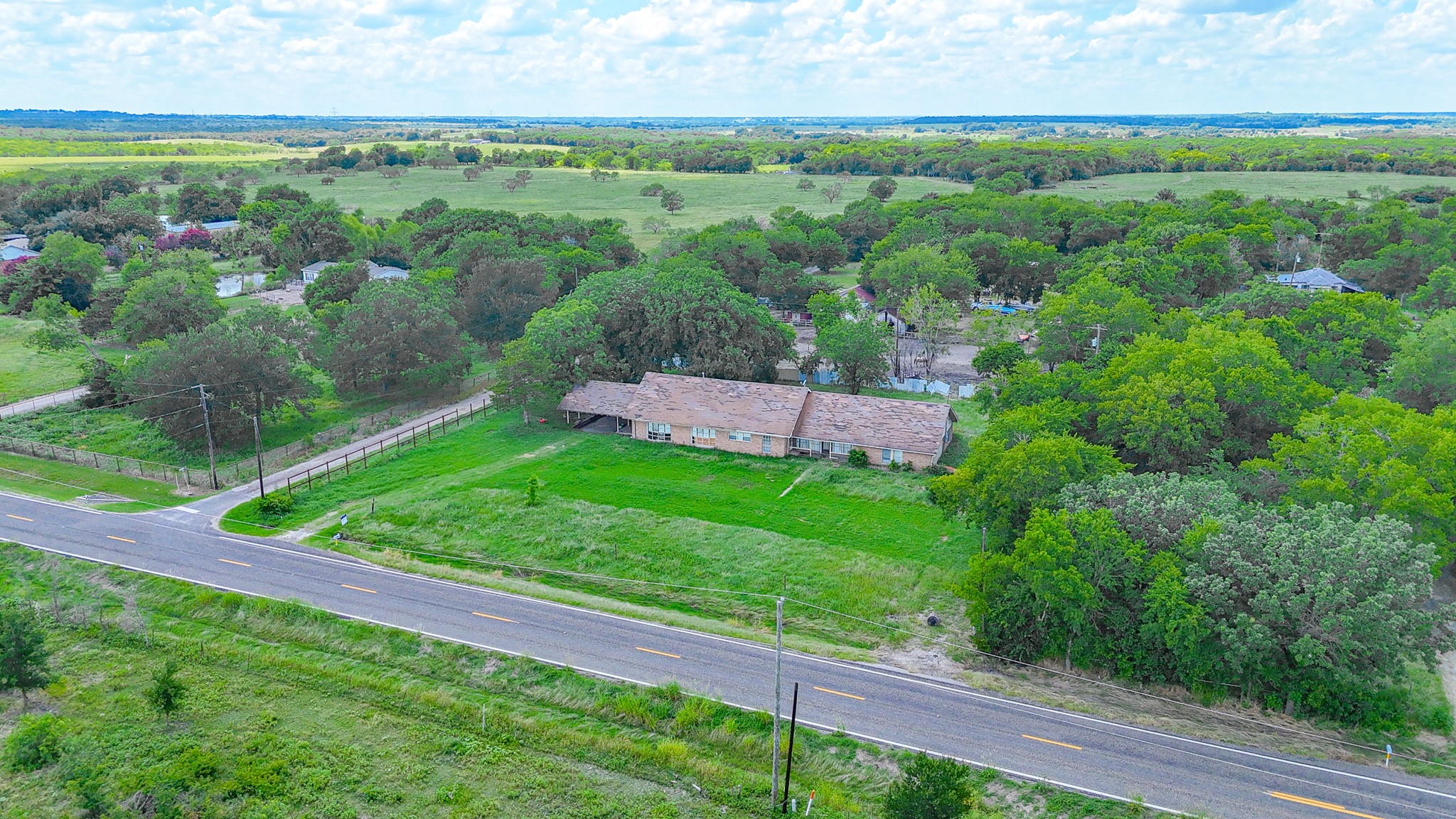 604 W Main Street Richland TX 76681