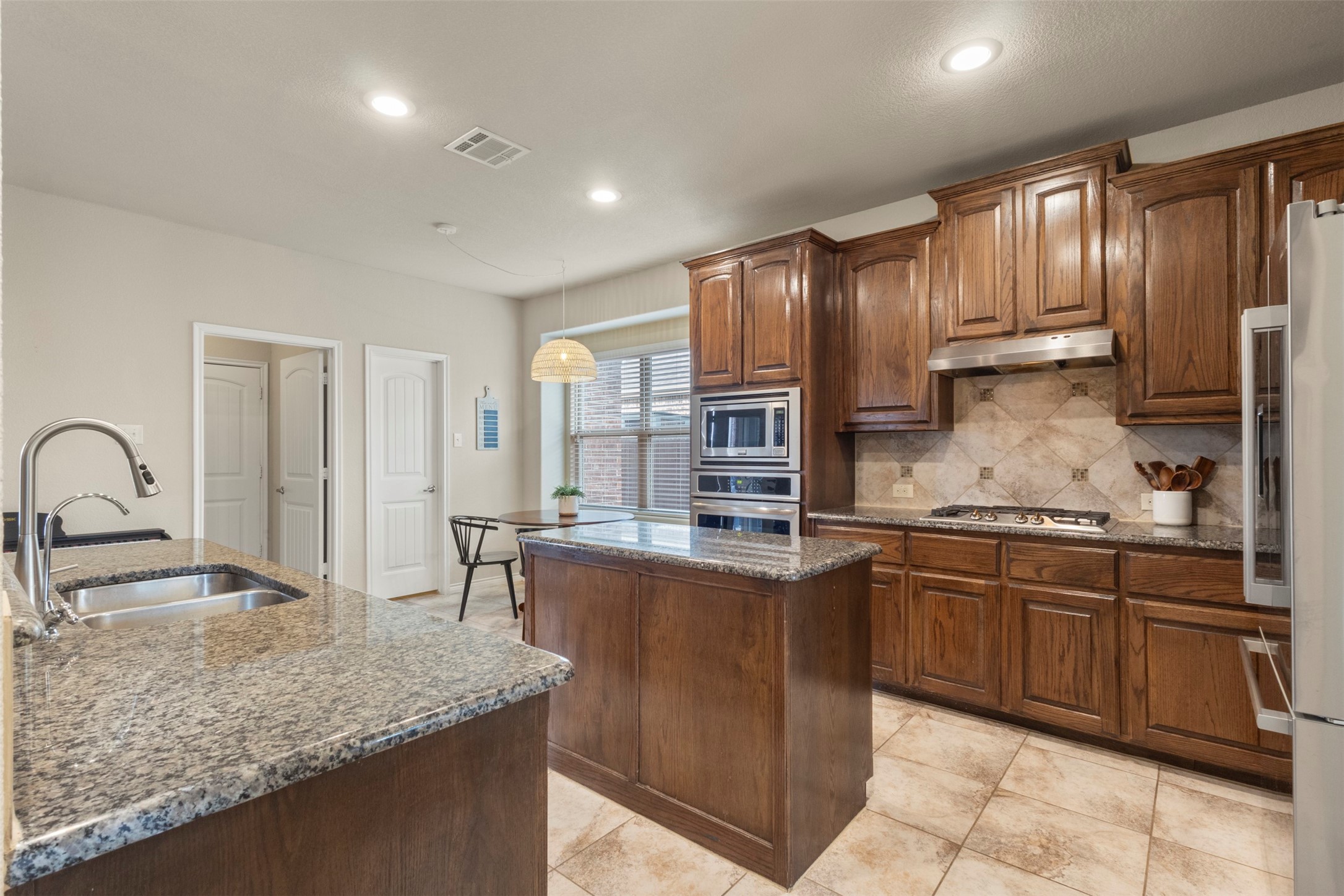 1320 White Water Lane Rockwall TX 75087