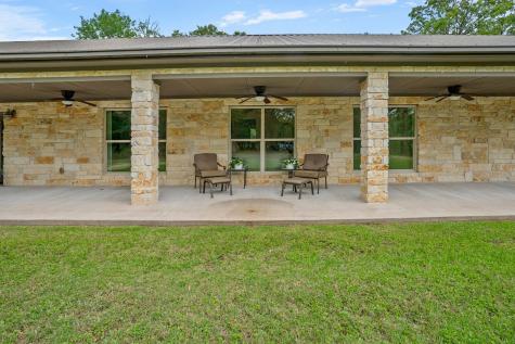 592 Rs County Road 1151 Emory TX 75440