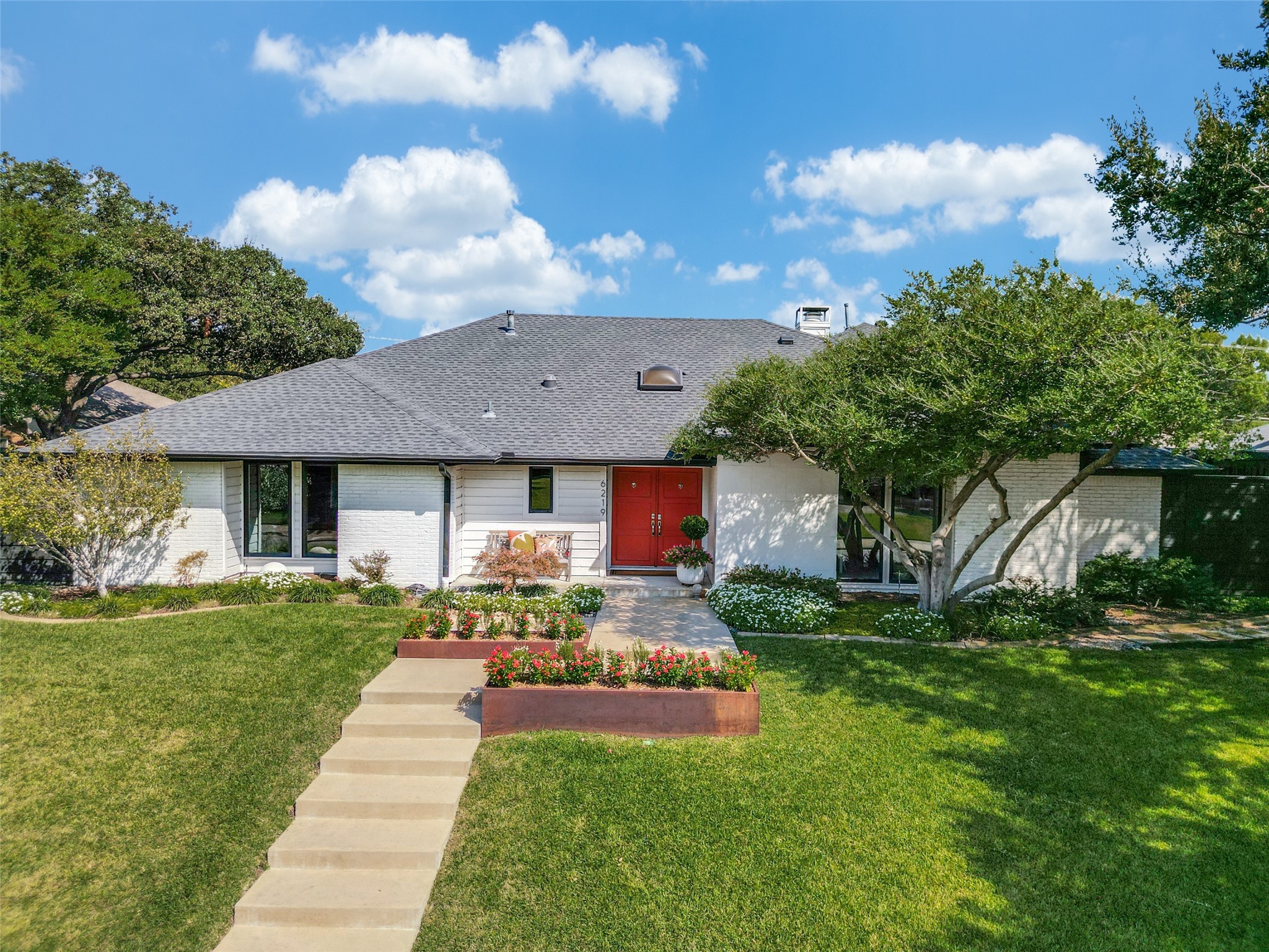 6219 Warm Mist Lane Dallas TX 75248