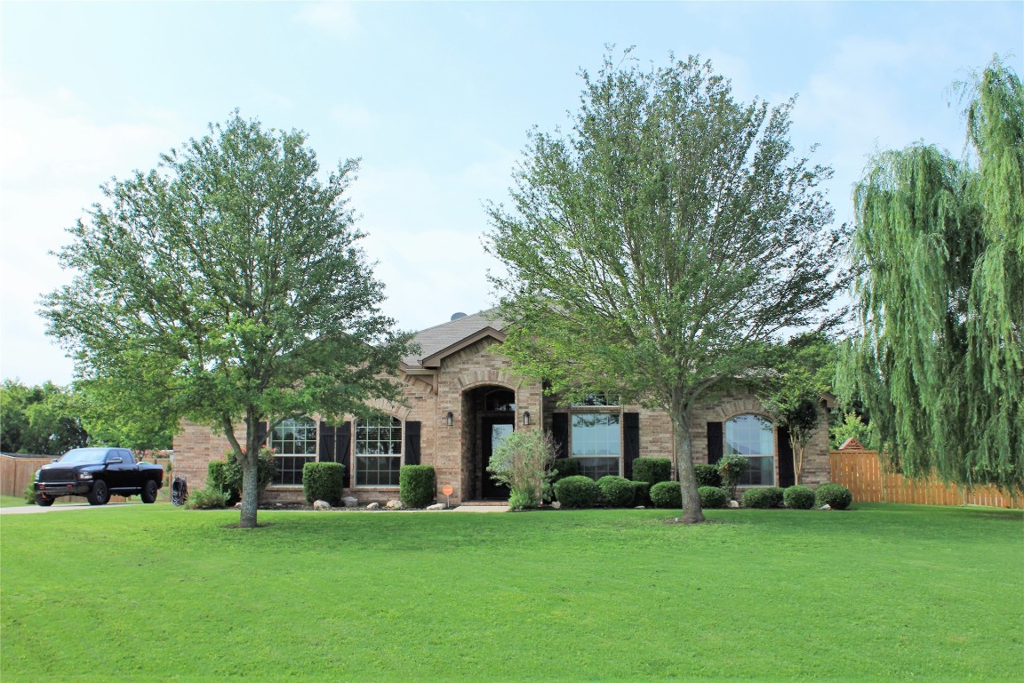 140 Creekwood Ranch Road Azle TX 76020