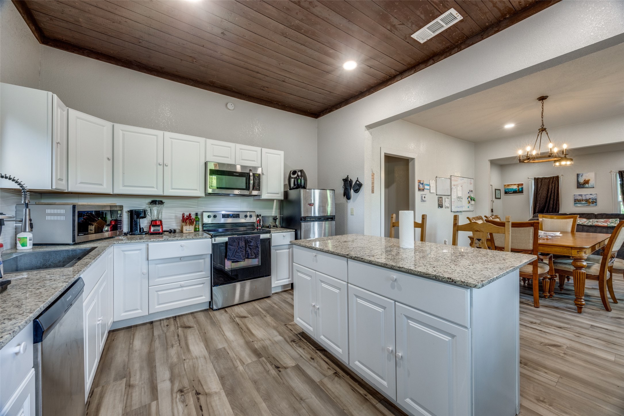 725 S Walnut Street Sherman TX 75090