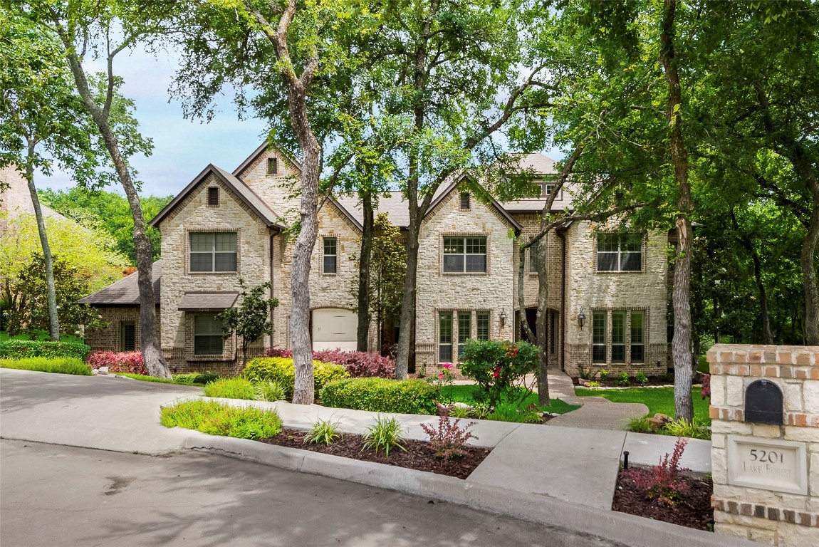 5201 Lake Forest Drive Rowlett TX 75088