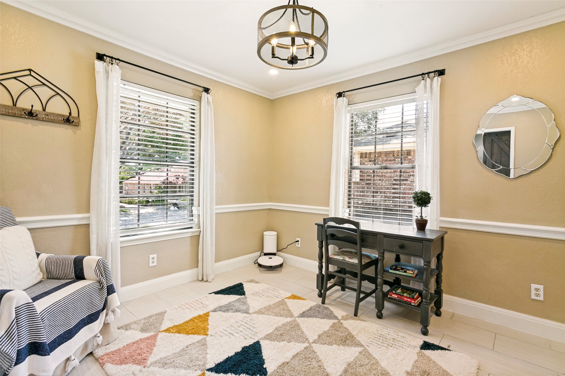 2232 Ridgewood Bedford TX 76021