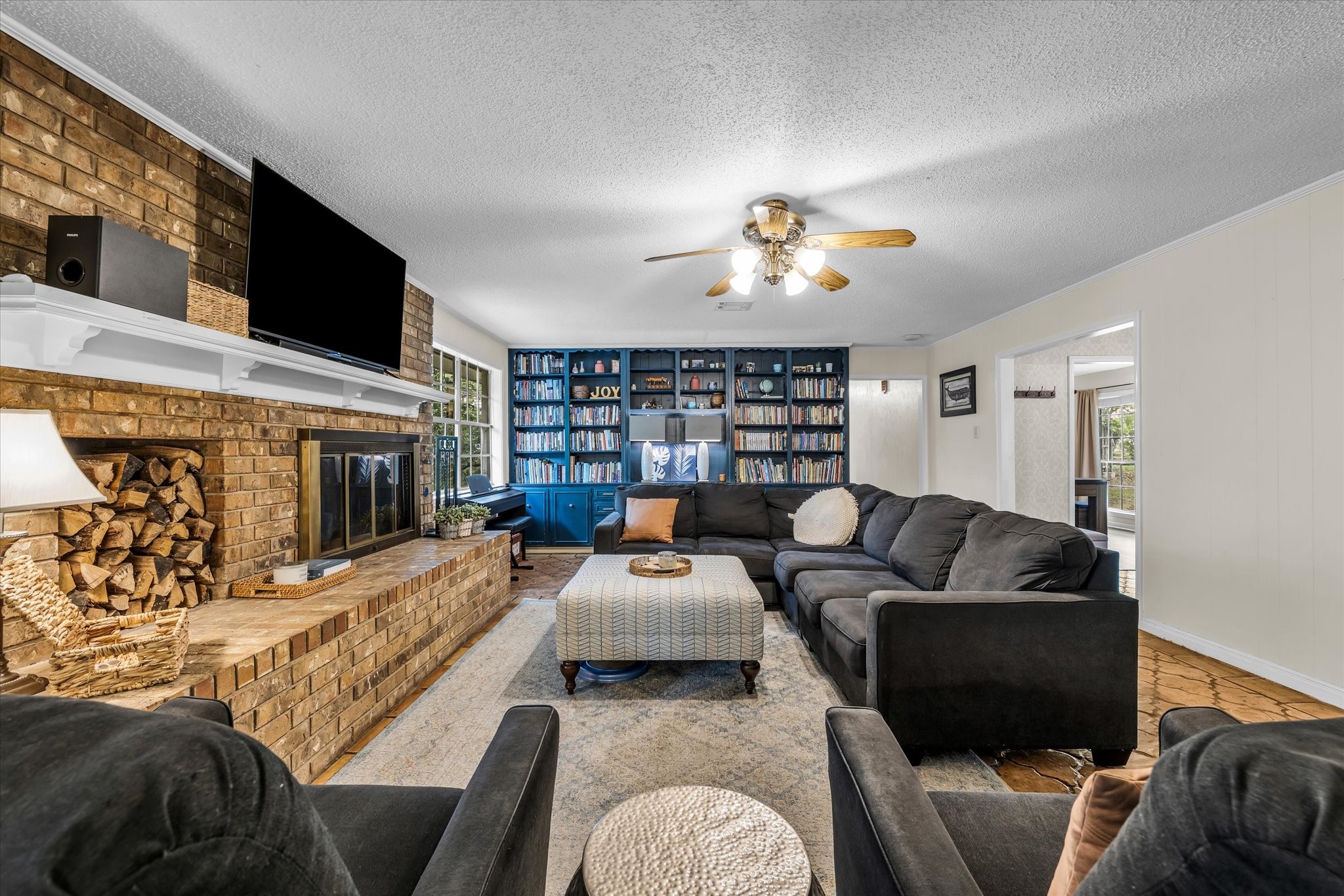 1208 Knotty Oaks Drive Woodway TX 76712