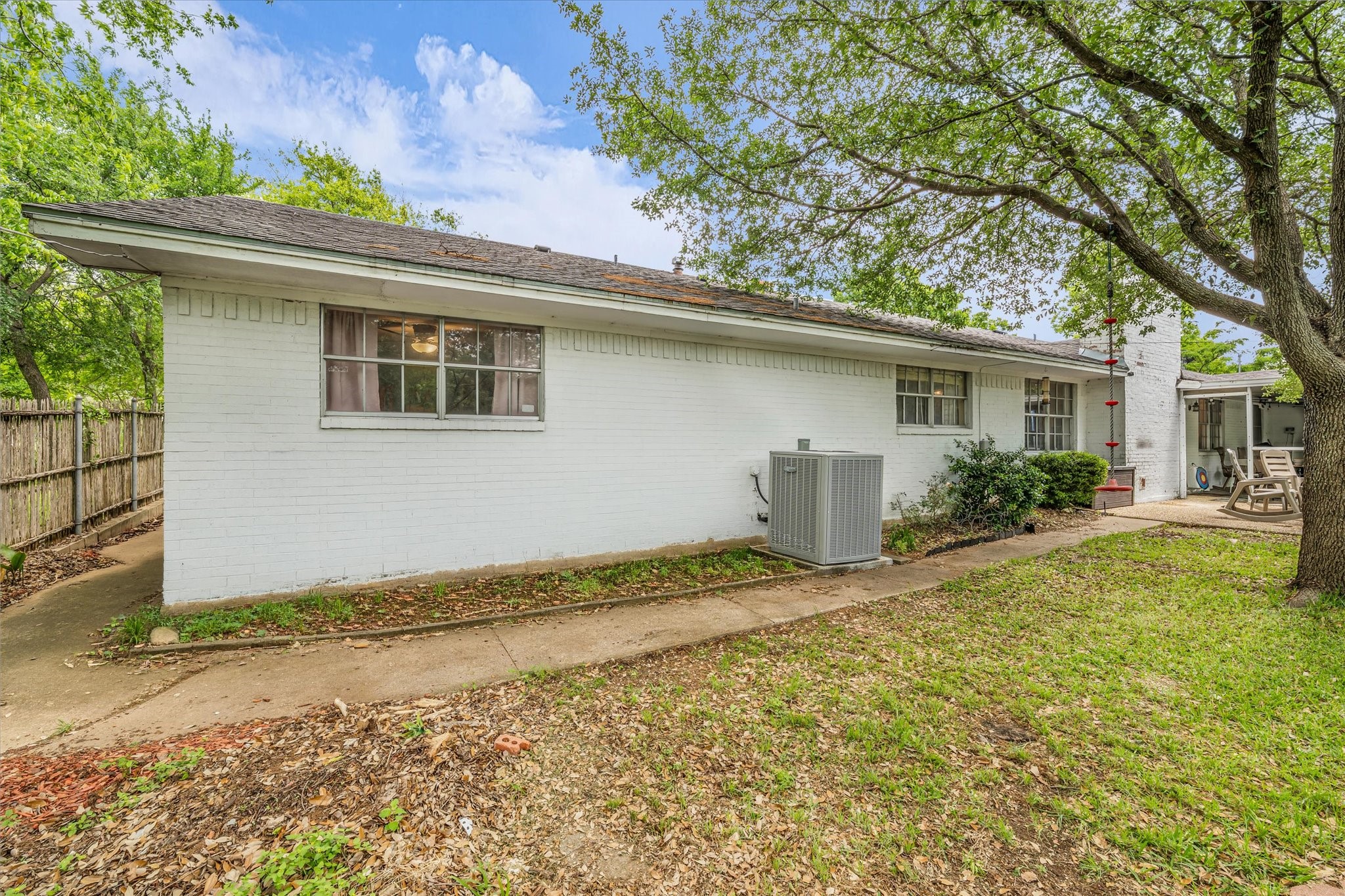 1208 Knotty Oaks Drive Woodway TX 76712