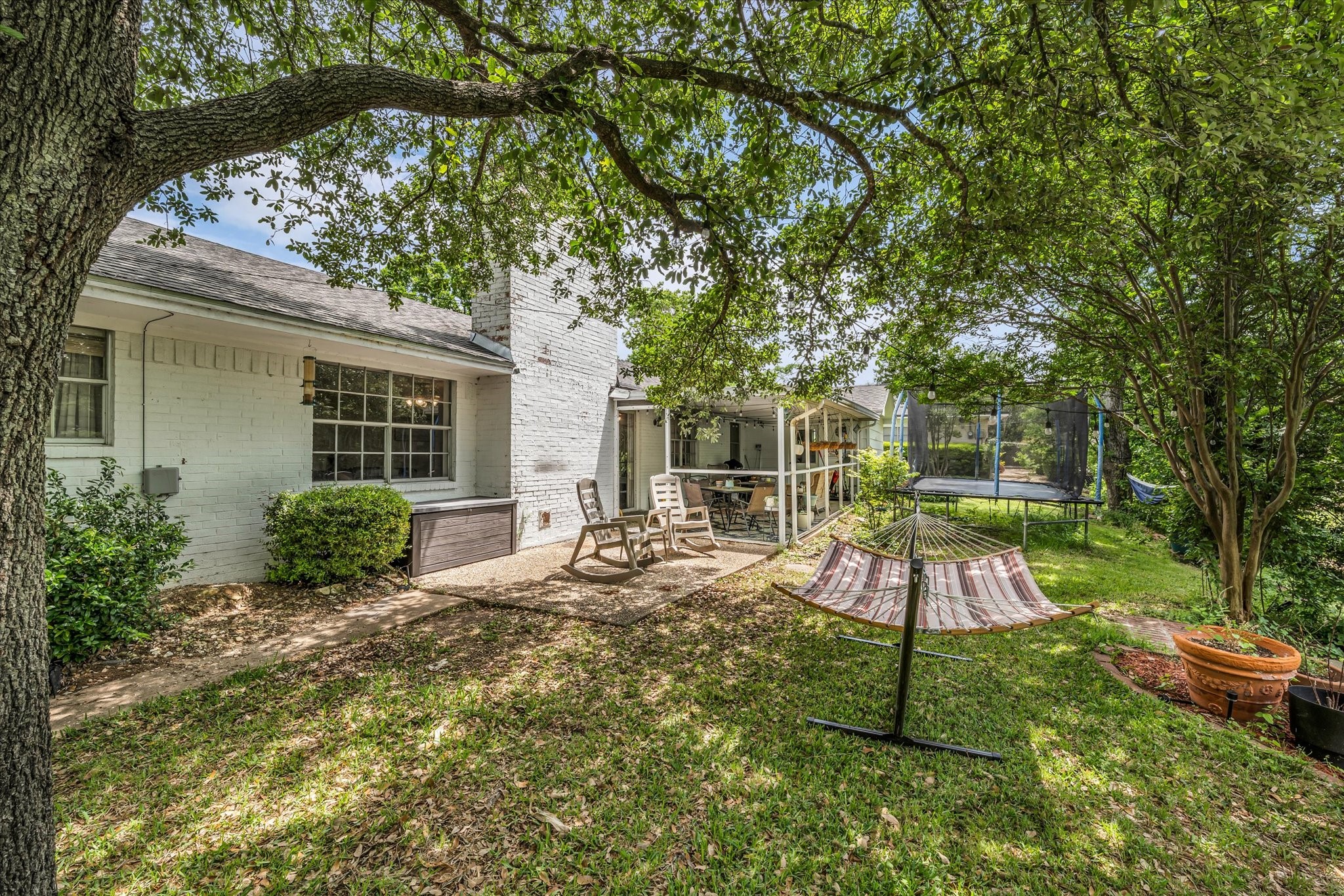 1208 Knotty Oaks Drive Woodway TX 76712