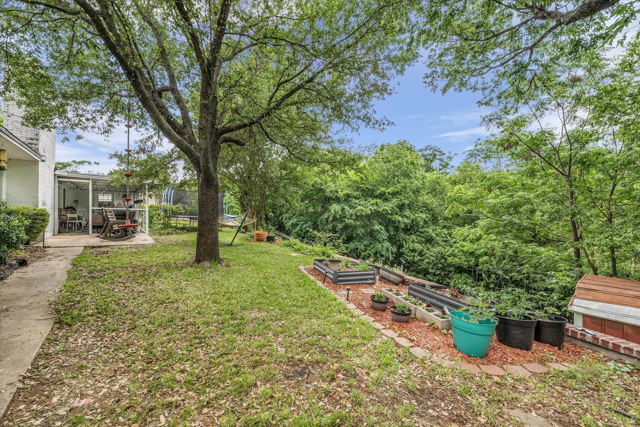 1208 Knotty Oaks Drive Woodway TX 76712
