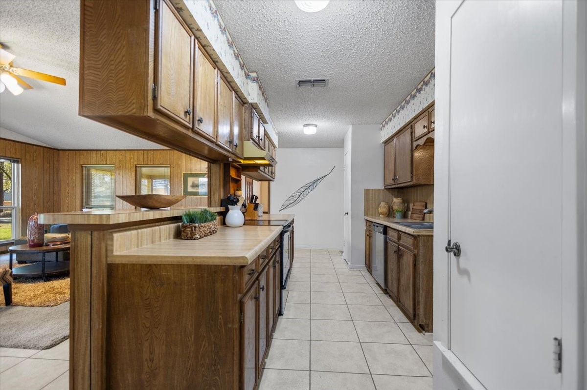 207 Grass Knoll Drive Hideaway TX 75771