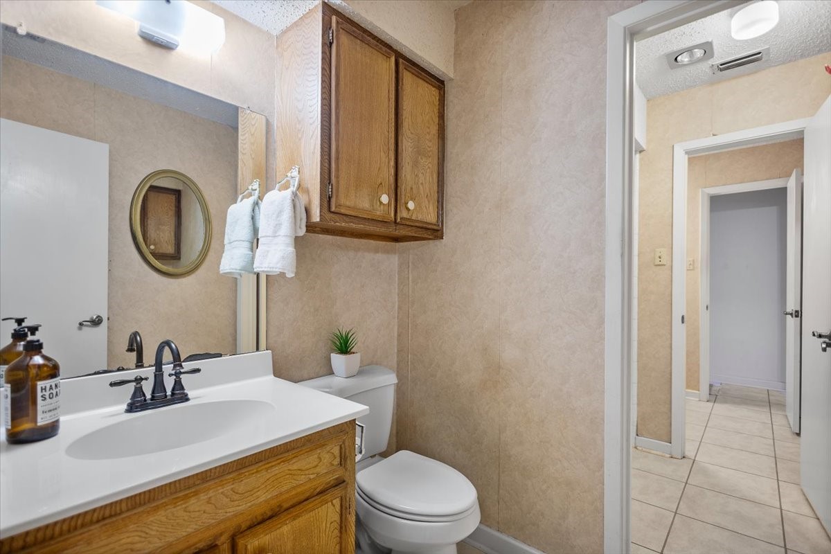 207 Grass Knoll Drive Hideaway TX 75771