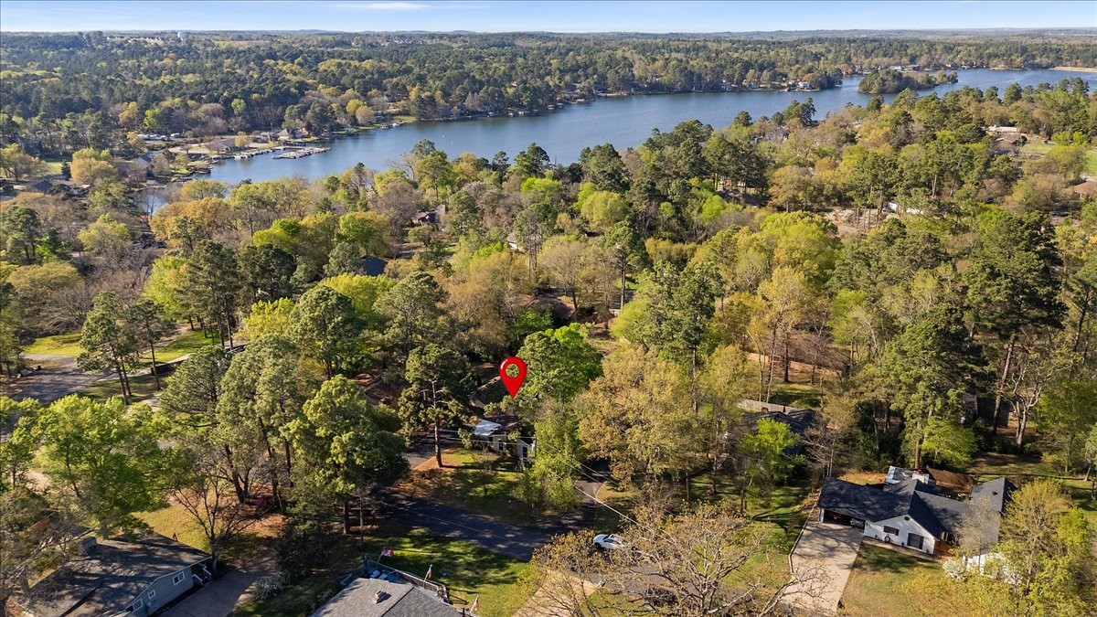 207 Grass Knoll Drive Hideaway TX 75771