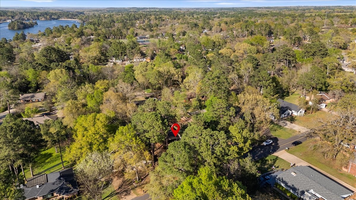 207 Grass Knoll Drive Hideaway TX 75771