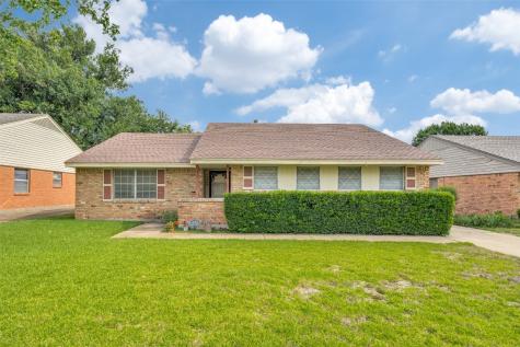 10305 Chesterton Drive Dallas TX 75238