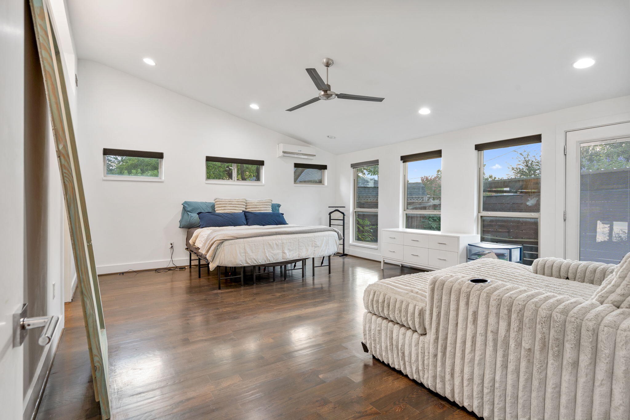 3427 Saint Cloud Circle Dallas TX 75229