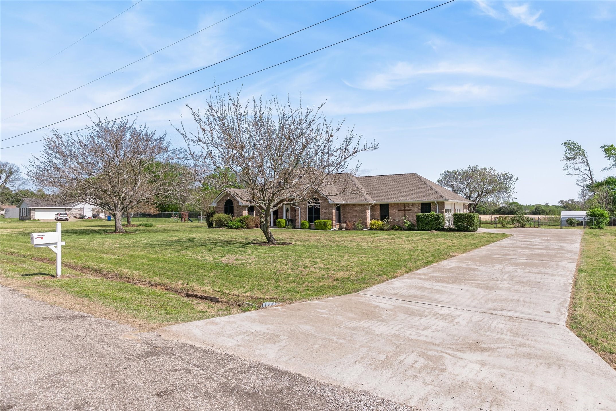 271 Vz County Road 4107 Canton TX 75103