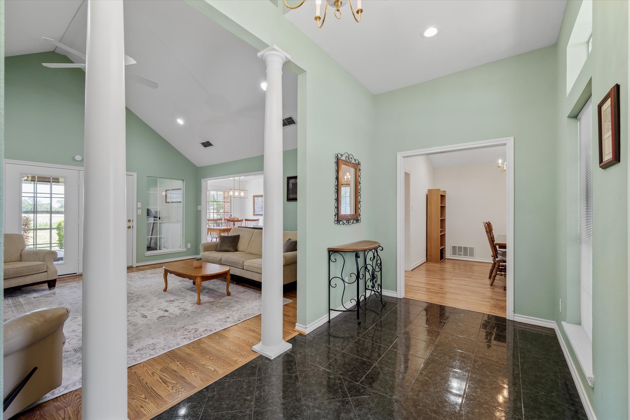 271 Vz County Road 4107 Canton TX 75103
