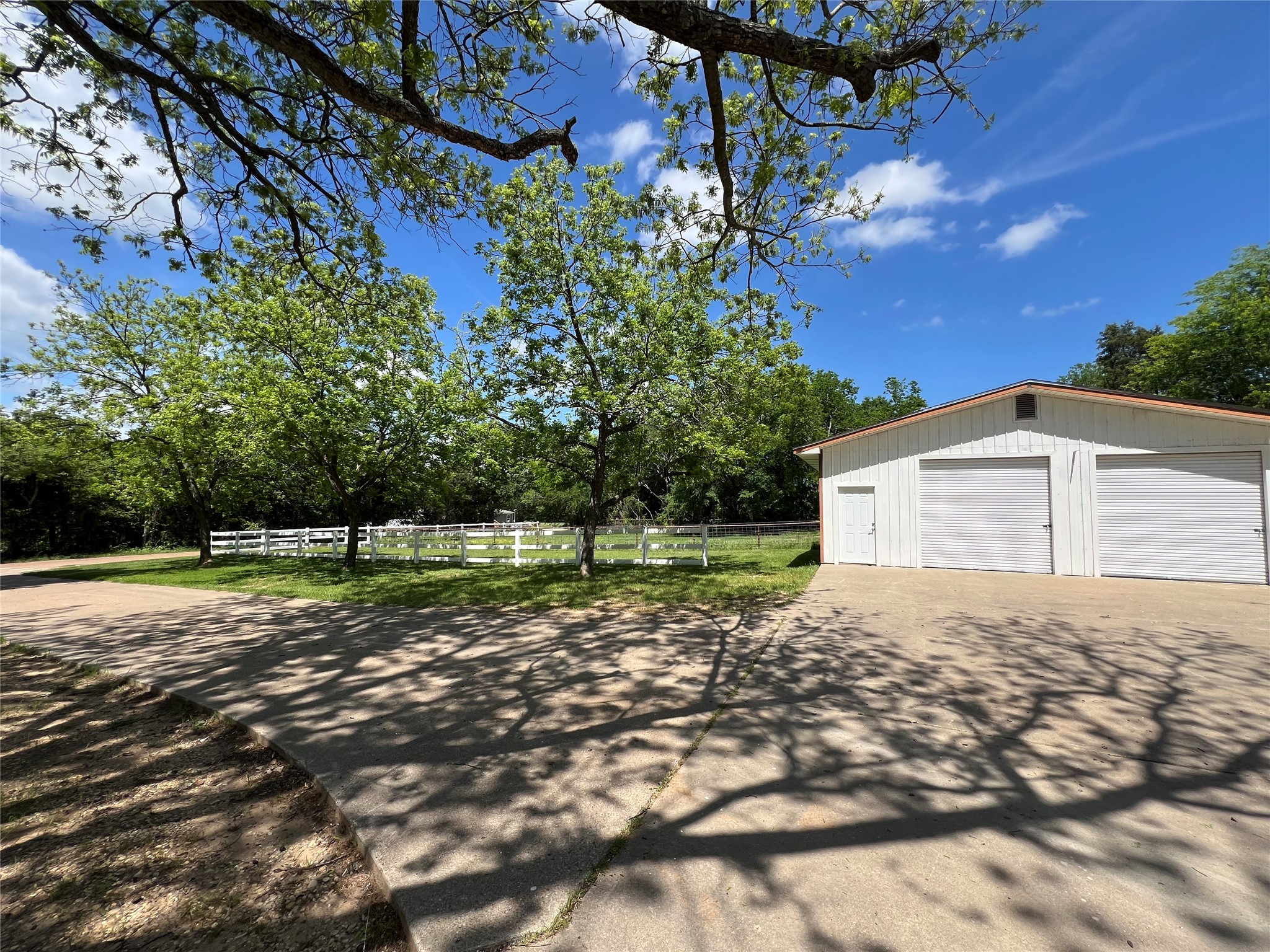 8740 County Road 2403 Tool TX 75143
