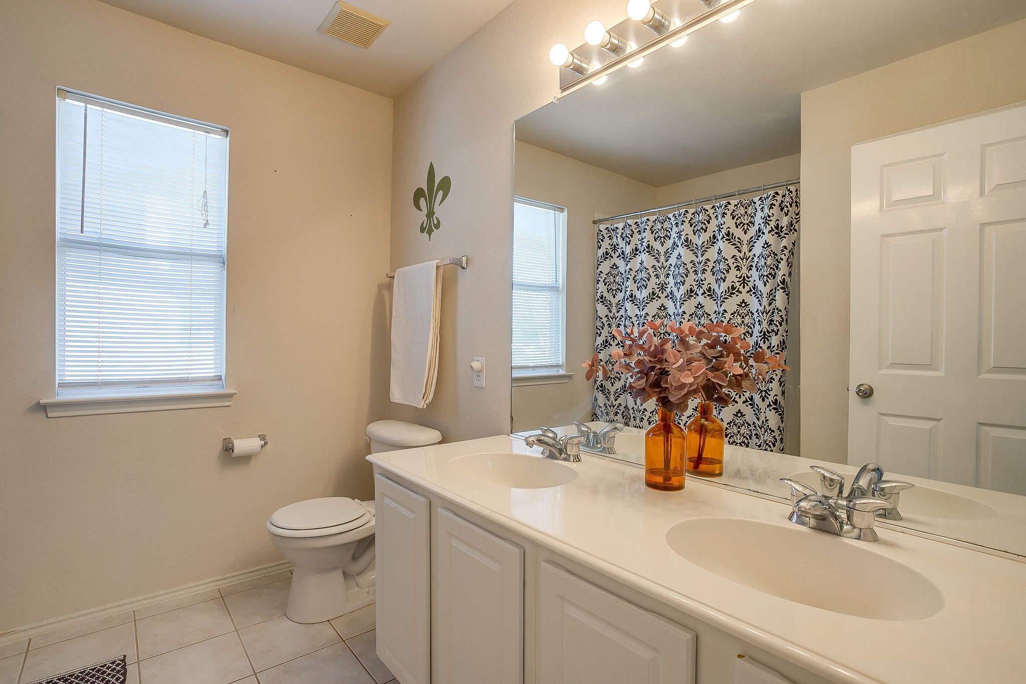 6509 Nottinghill Court North Richland Hills TX 76180