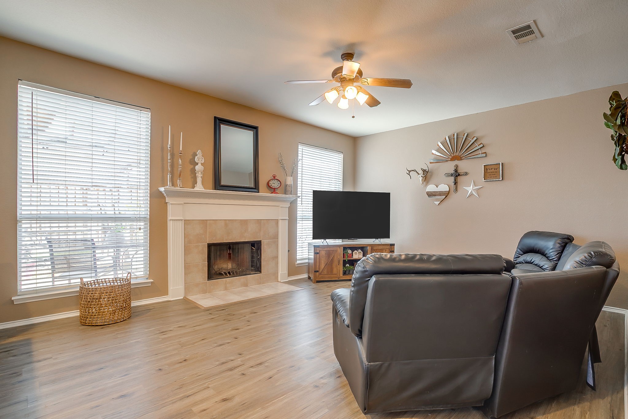 6509 Nottinghill Court North Richland Hills TX 76180