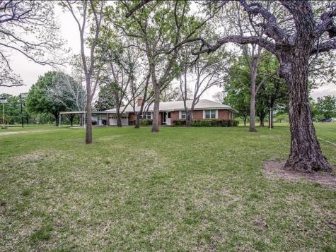8216 Cleburne Highway Granbury TX 76049