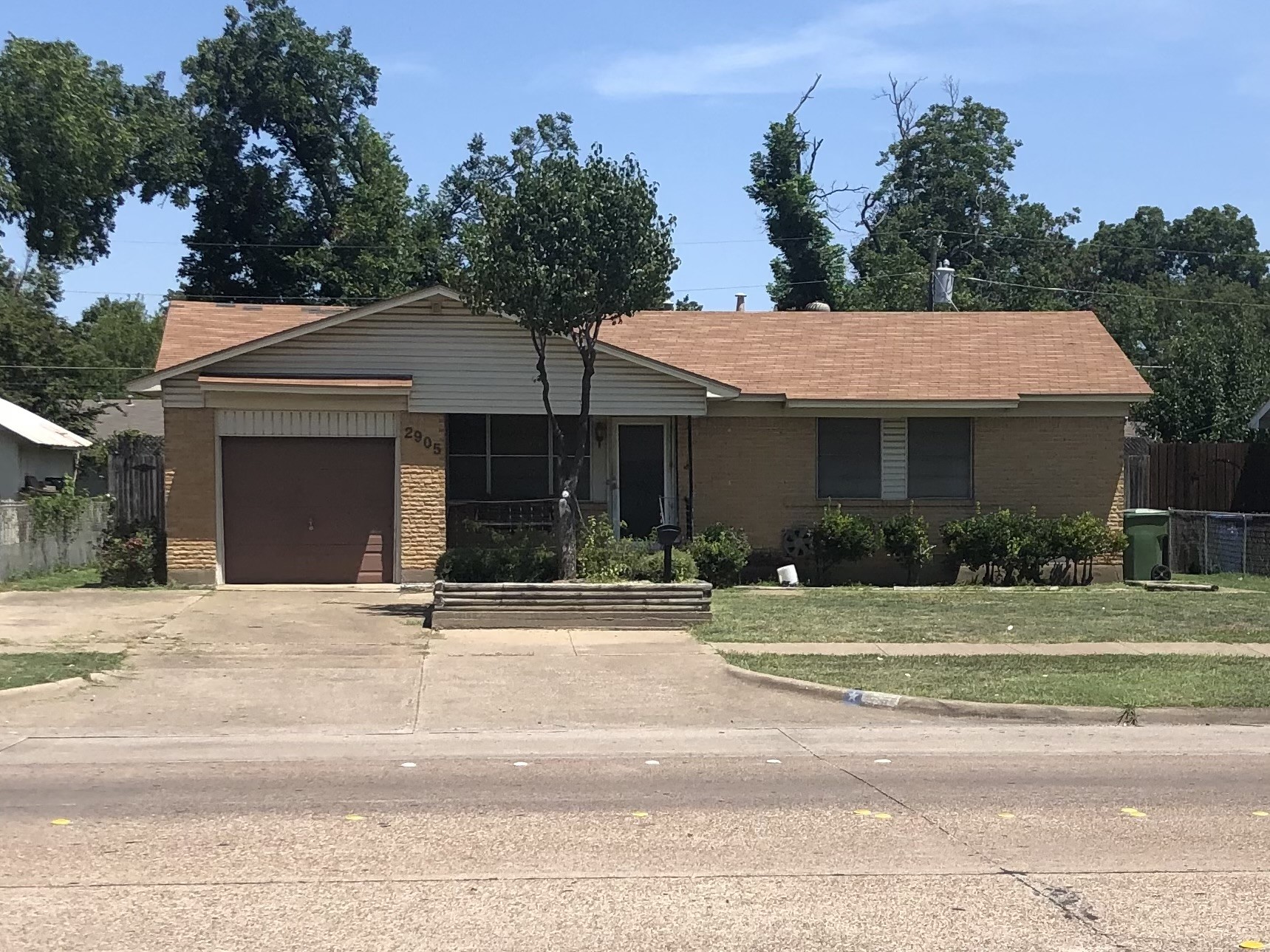 2905 W Walnut Street Garland TX 75042
