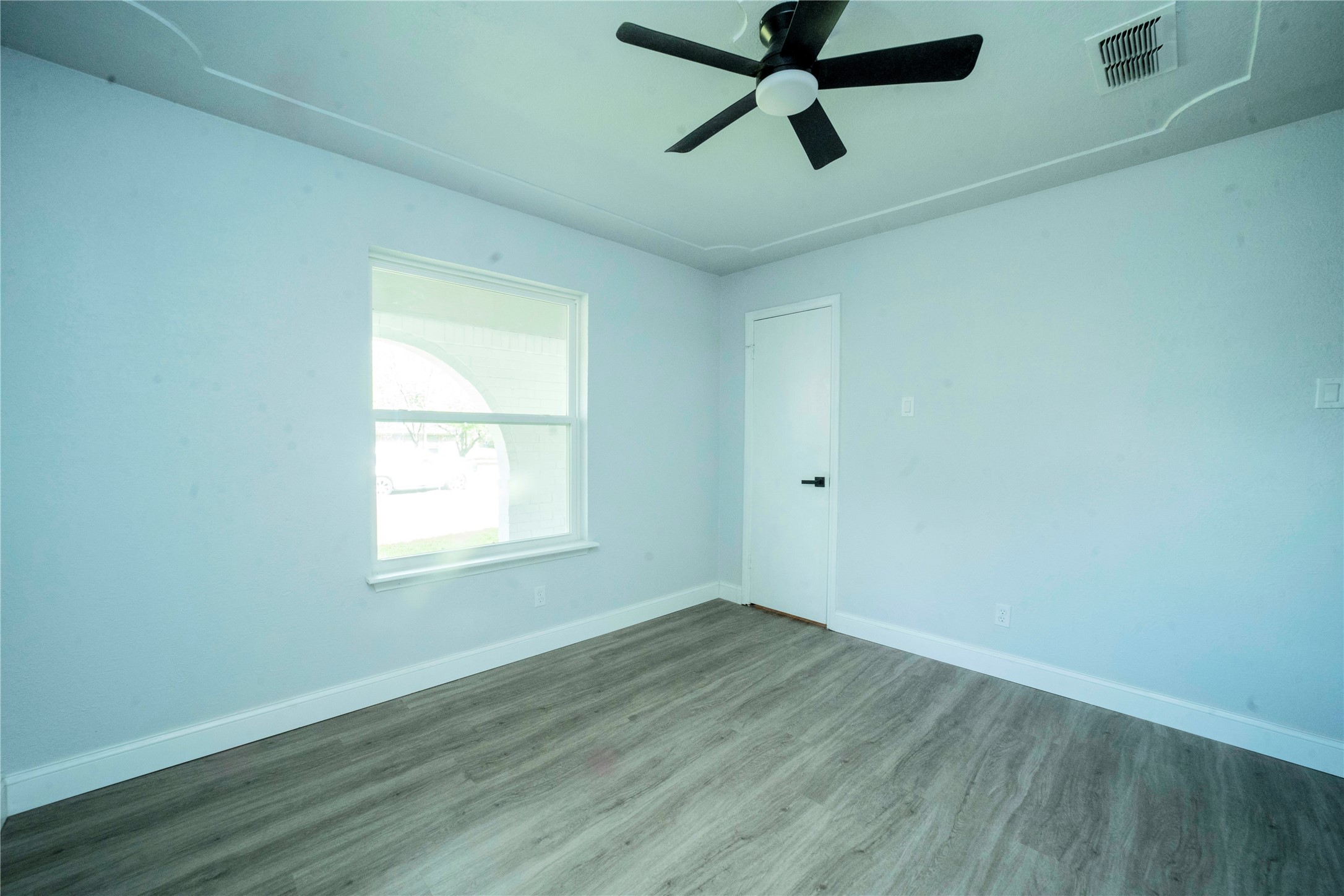 1432 Barron Lane Fort Worth TX 76112