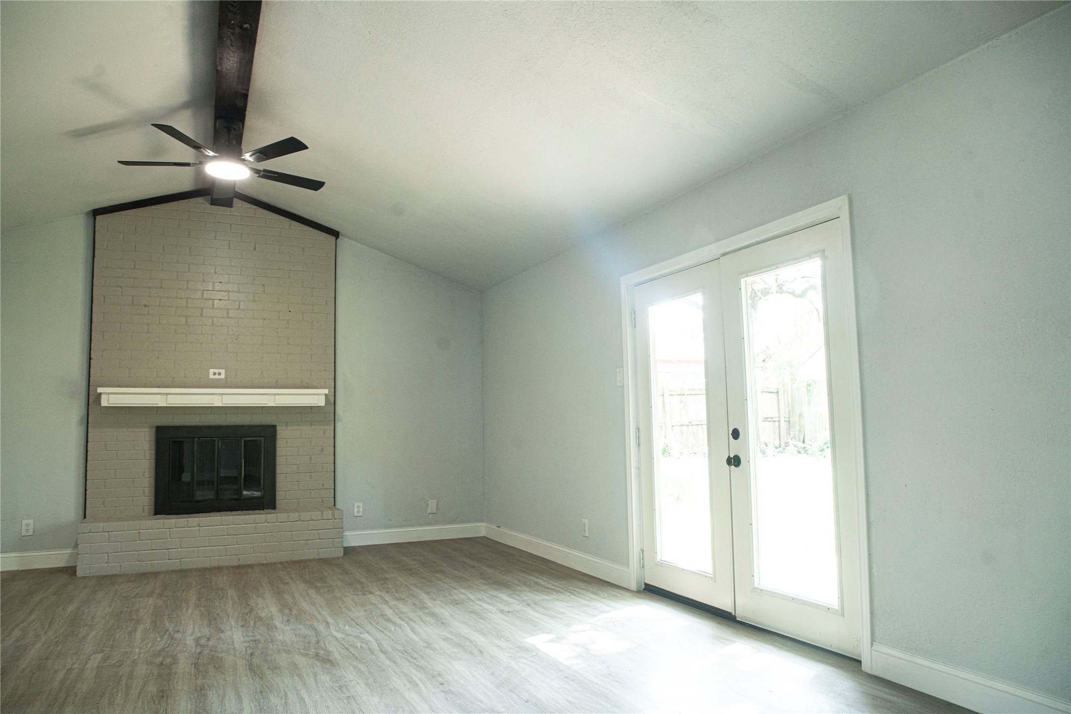 1432 Barron Lane Fort Worth TX 76112