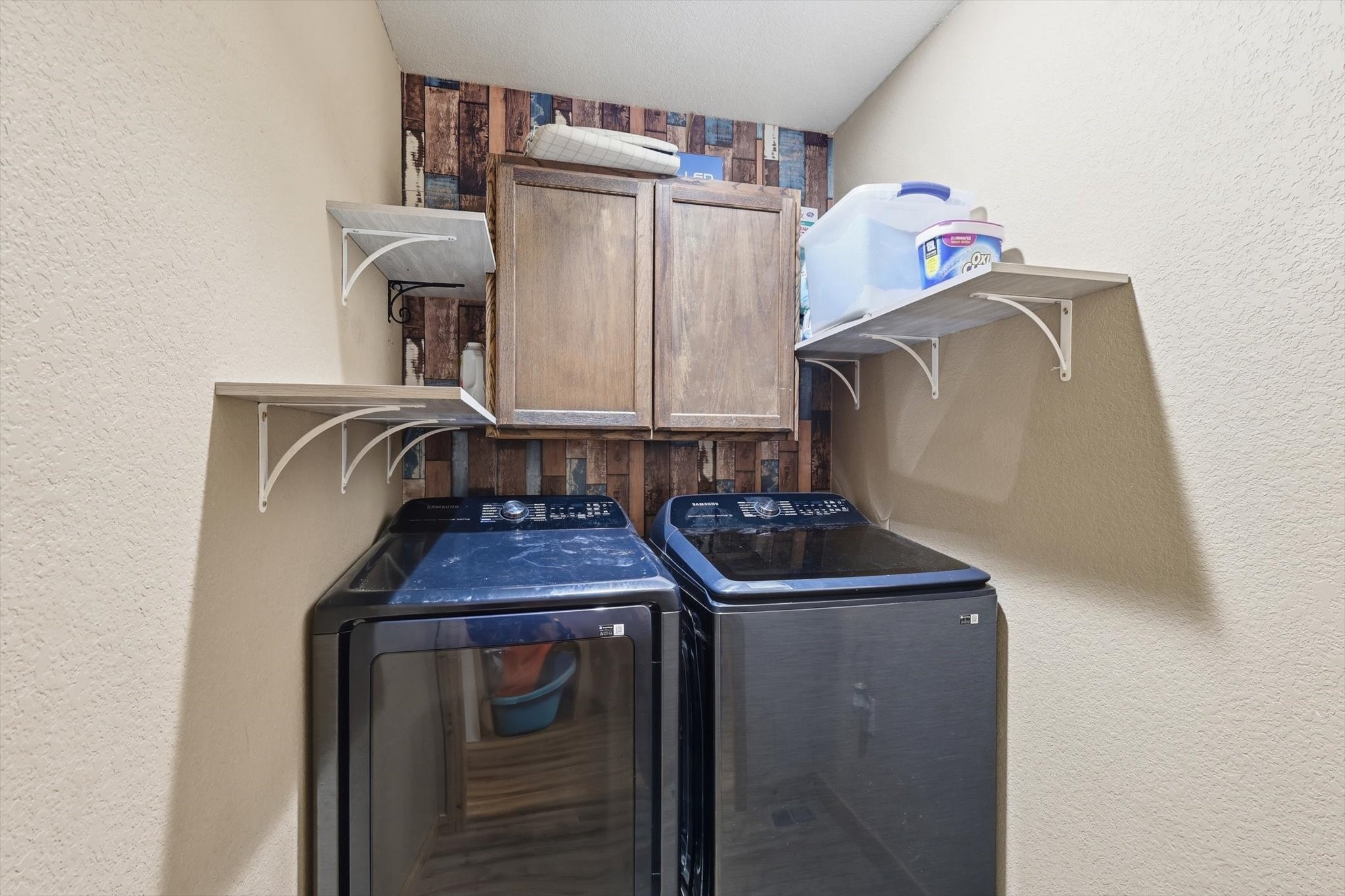 2119 County Road 2585 Alvord TX 76225