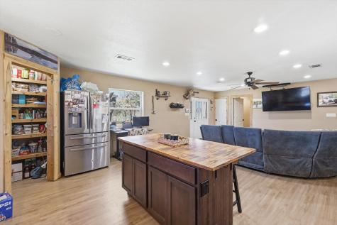 2119 County Road 2585 Alvord TX 76225