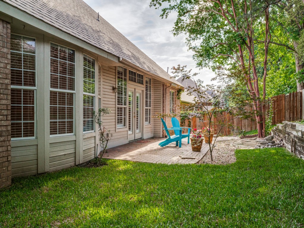 221 S Village Drive Mckinney TX 75072