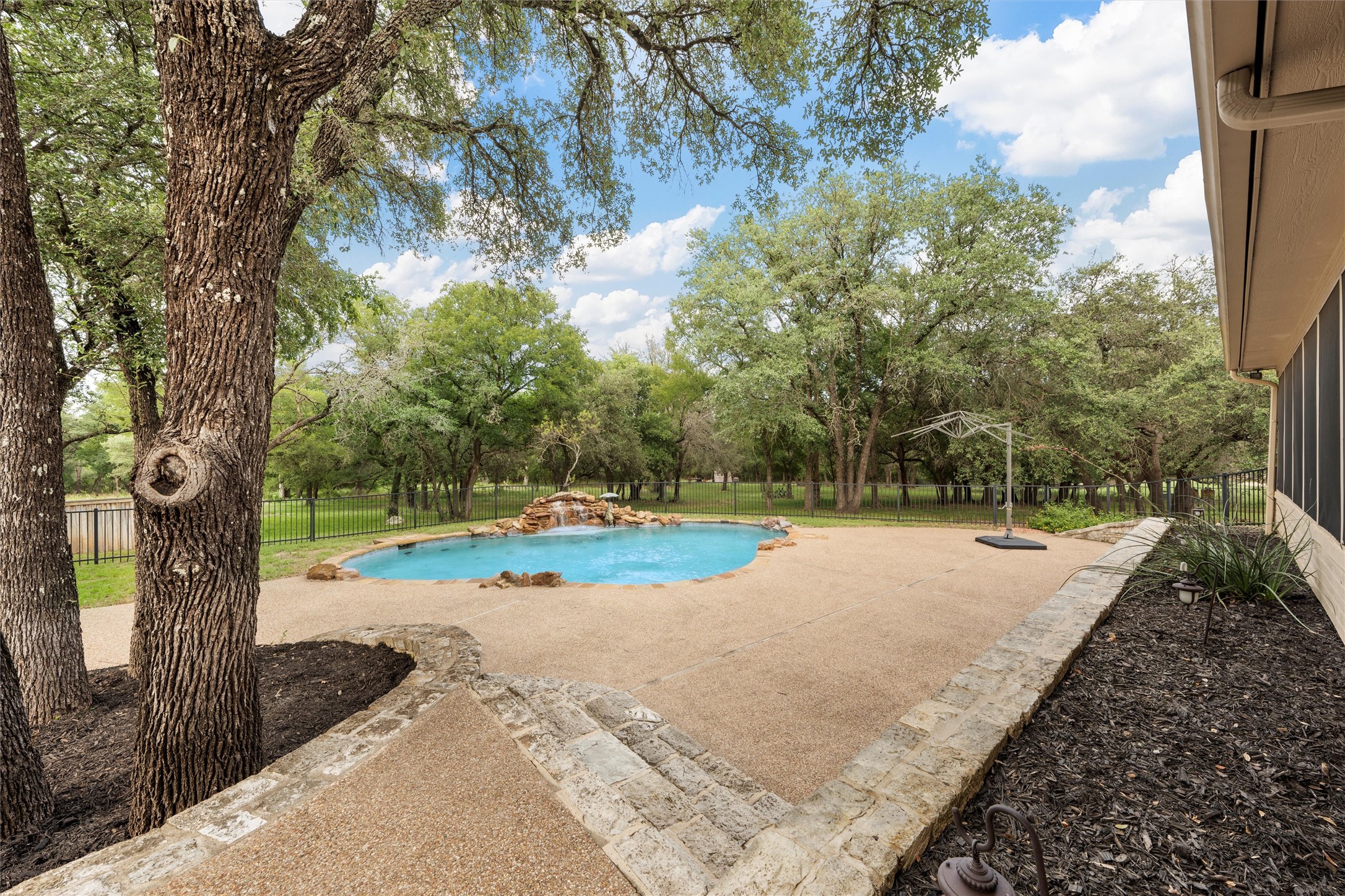 190 Winding Trail Crawford TX 76638