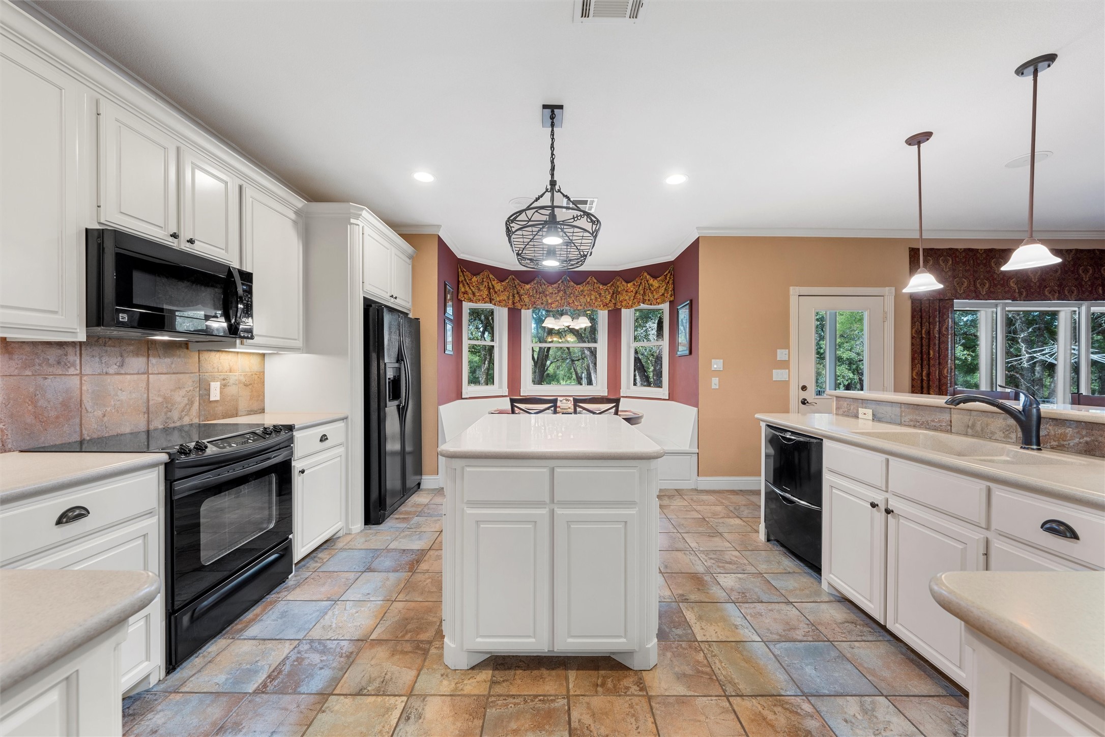 190 Winding Trail Crawford TX 76638
