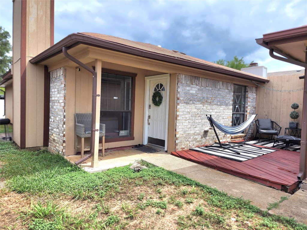 6725 S Creek Drive Fort Worth TX 76133