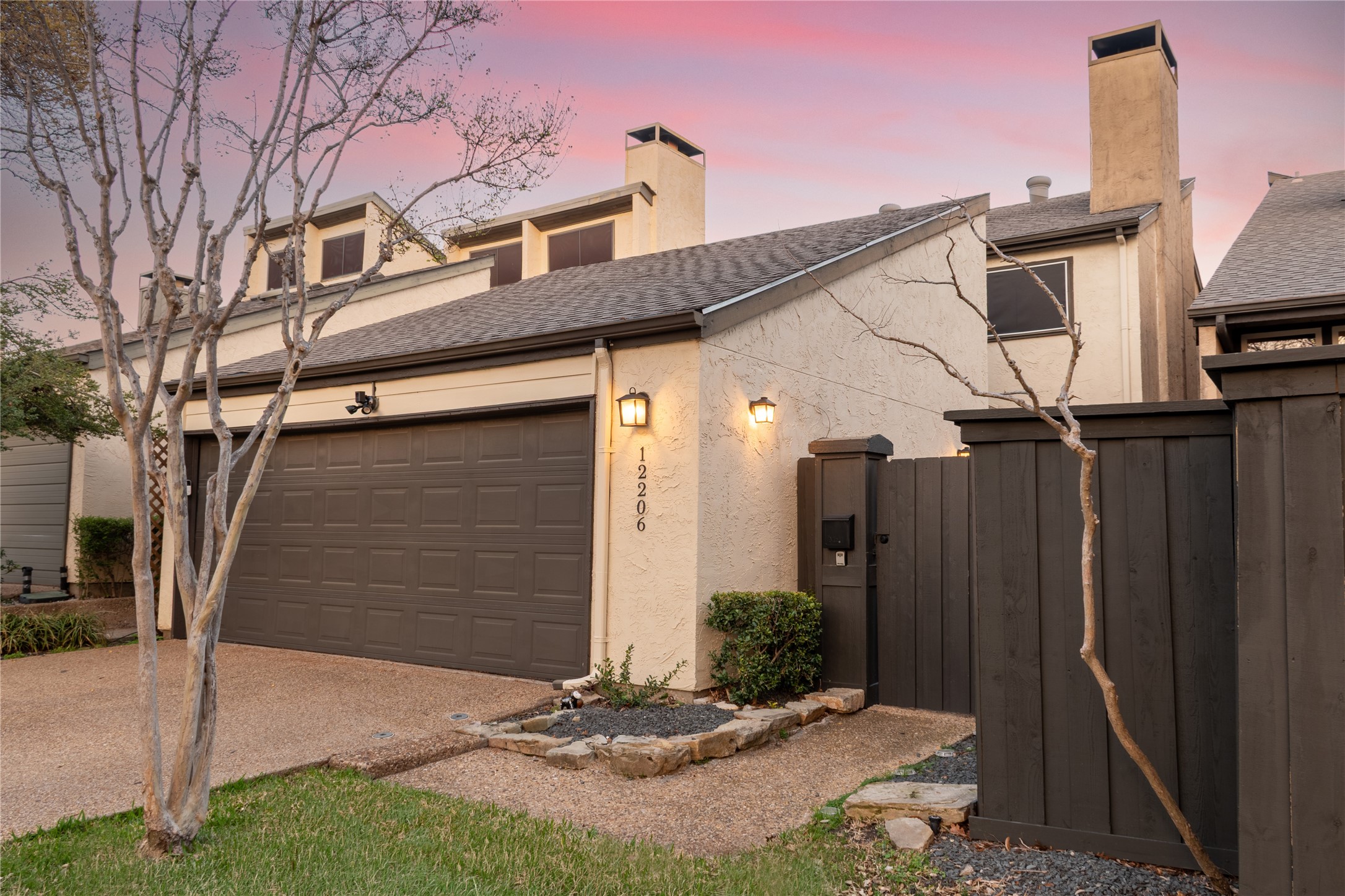 12206 Wightman Place Dallas TX 75243