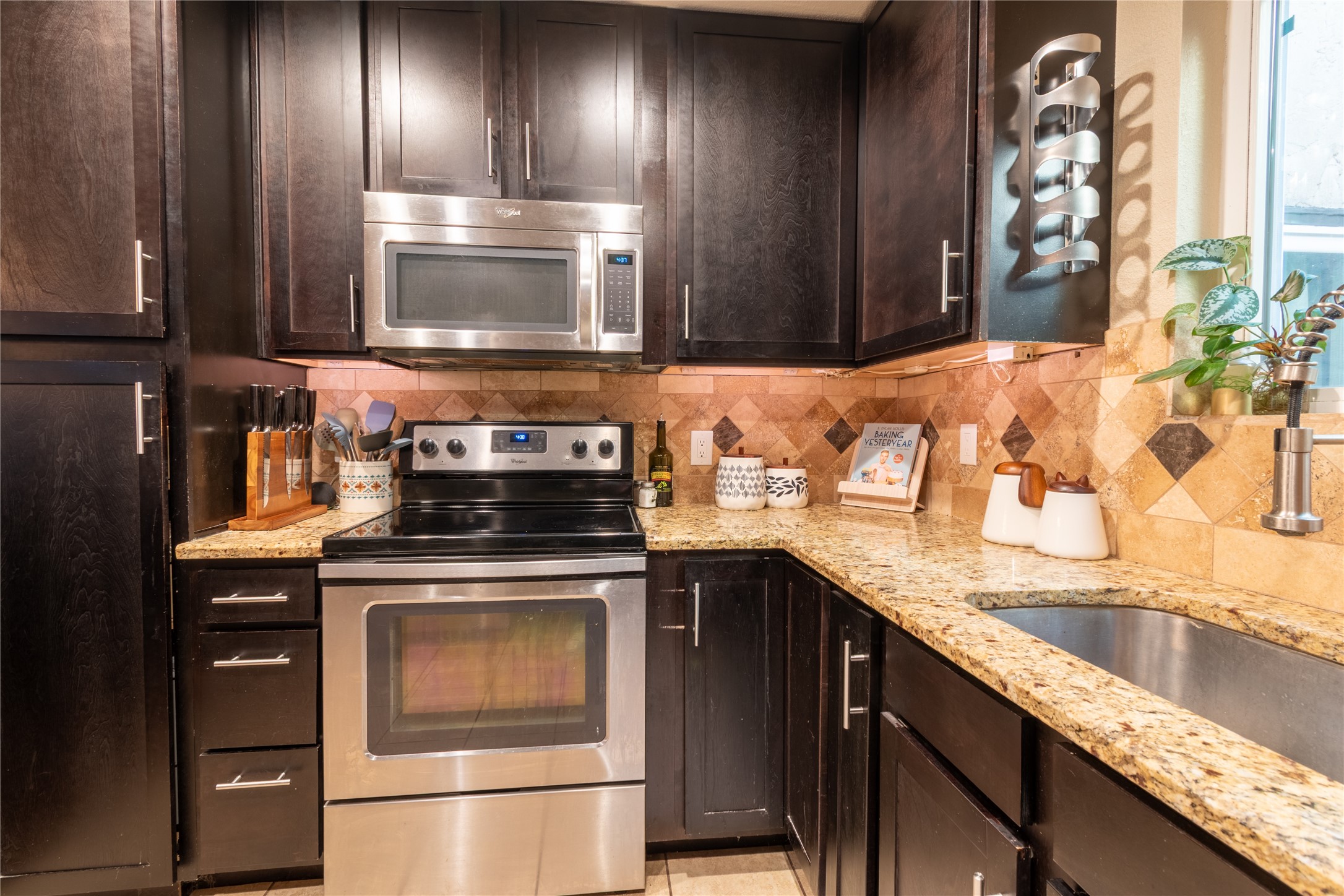 12206 Wightman Place Dallas TX 75243