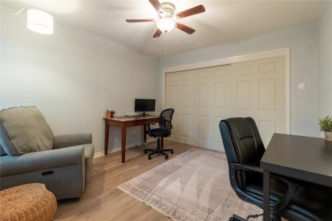 12206 Wightman Place Dallas TX 75243