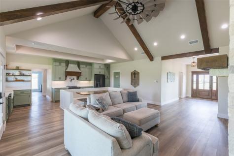 1700 County Road 207 Ovalo TX 79541