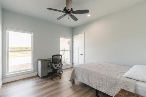 1700 County Road 207 Ovalo TX 79541