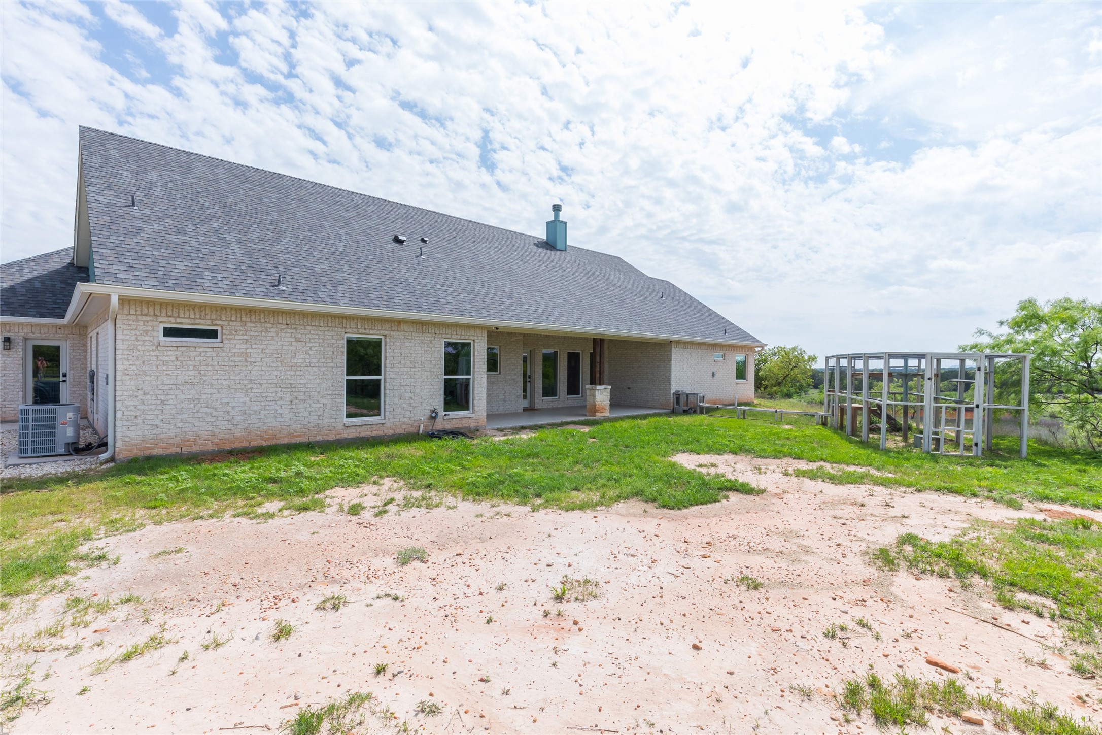 1700 County Road 207 Ovalo TX 79541
