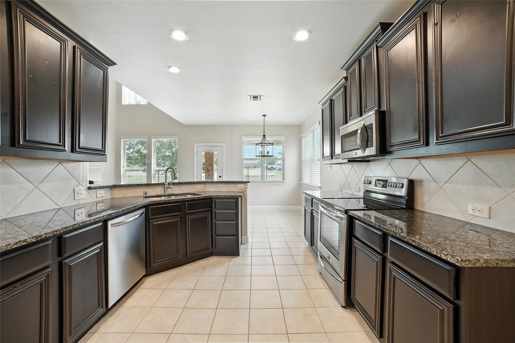 2404 Sabine Circle Royse City TX 75189