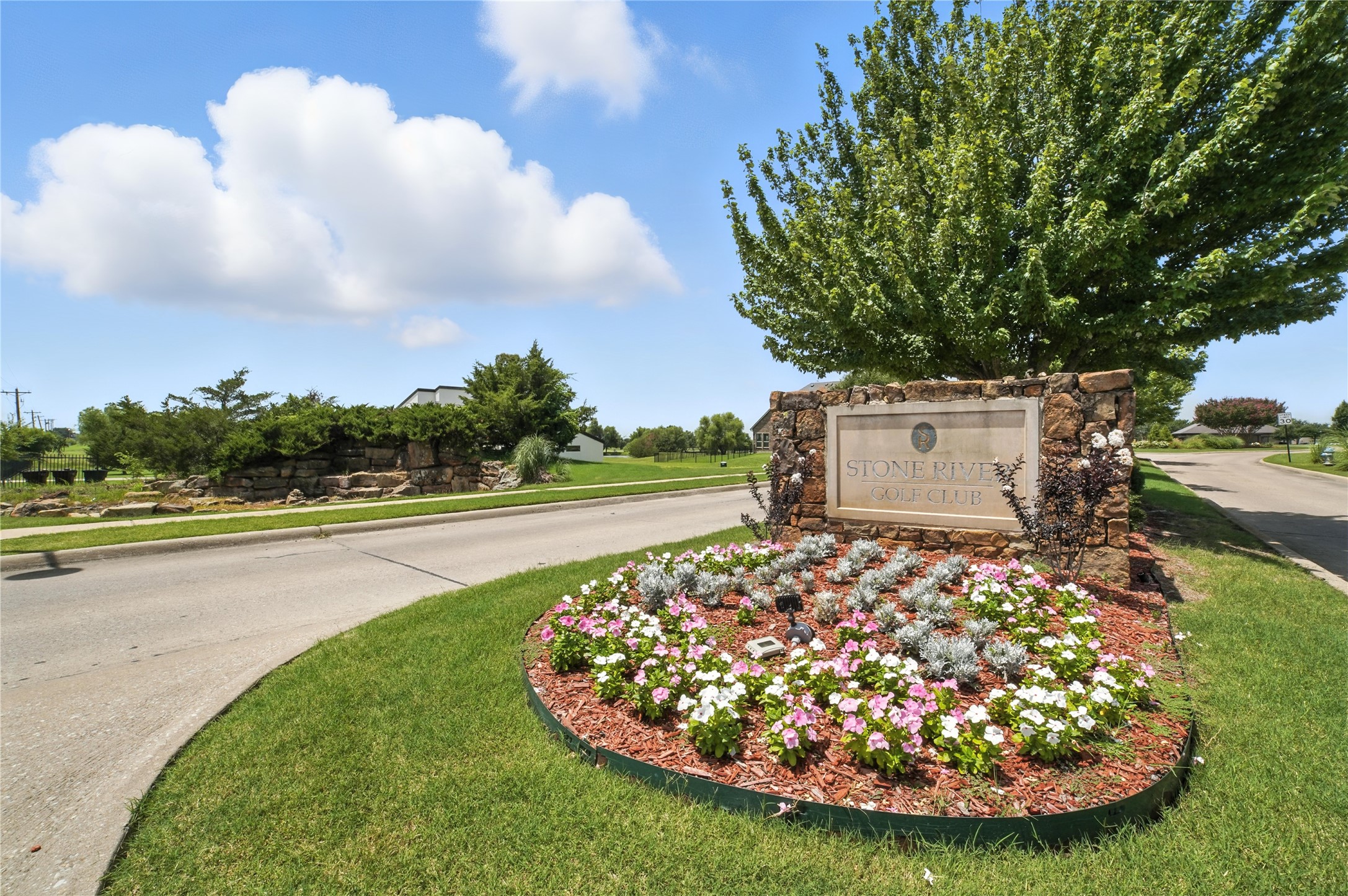 2404 Sabine Circle Royse City TX 75189
