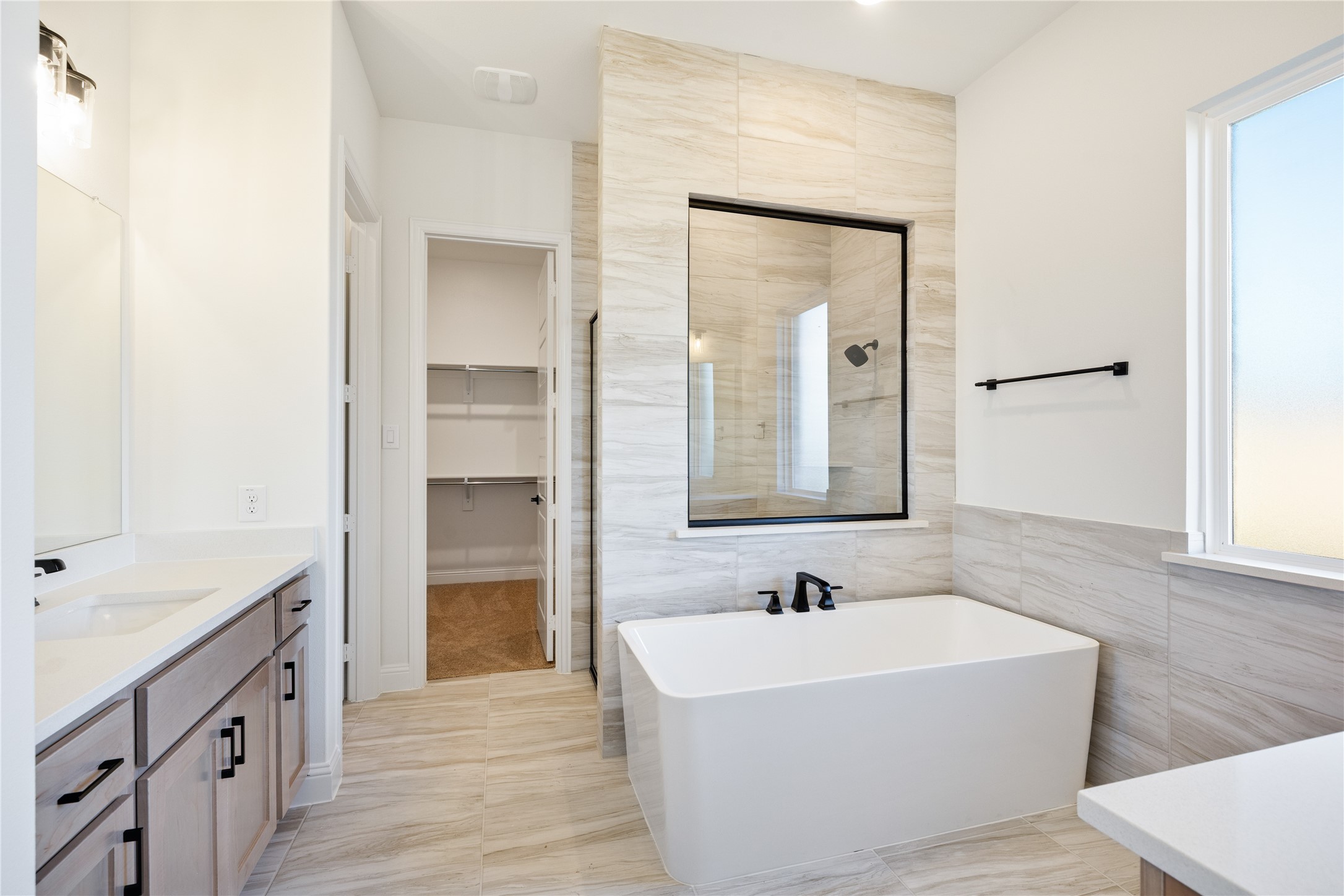 2804 Manchester Court Celina TX 75009