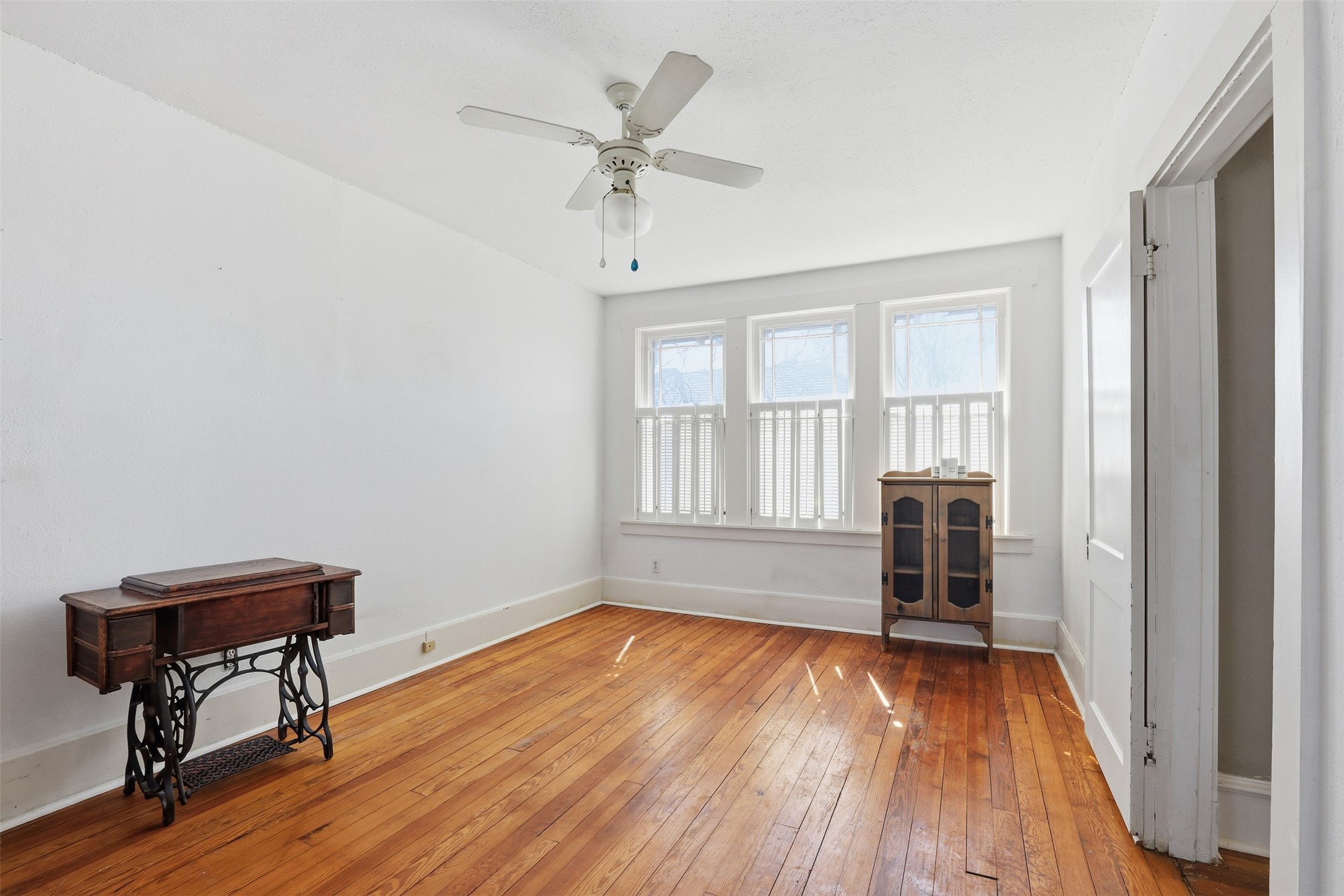 1409 Virginia Place Fort Worth TX 76107