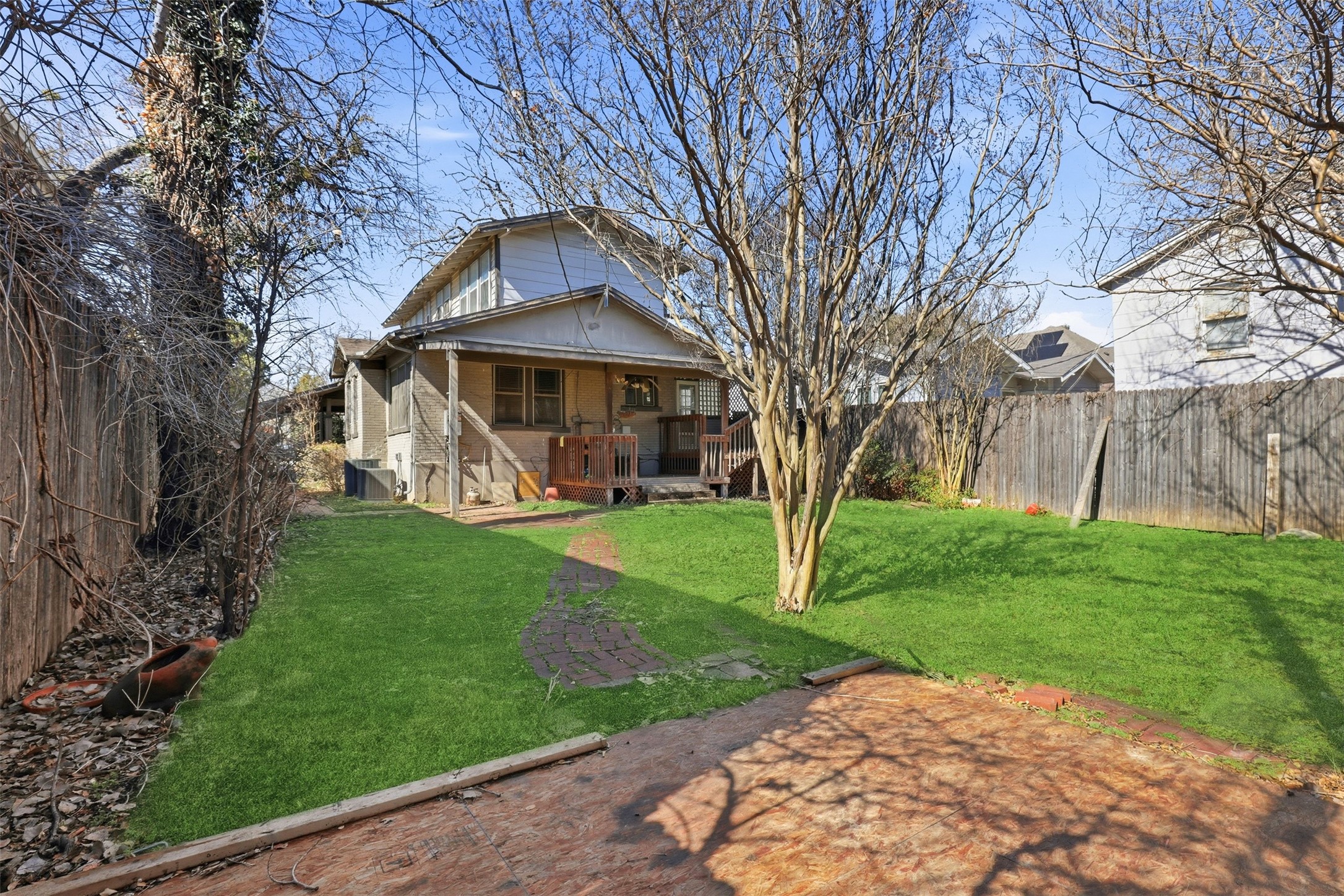 1409 Virginia Place Fort Worth TX 76107