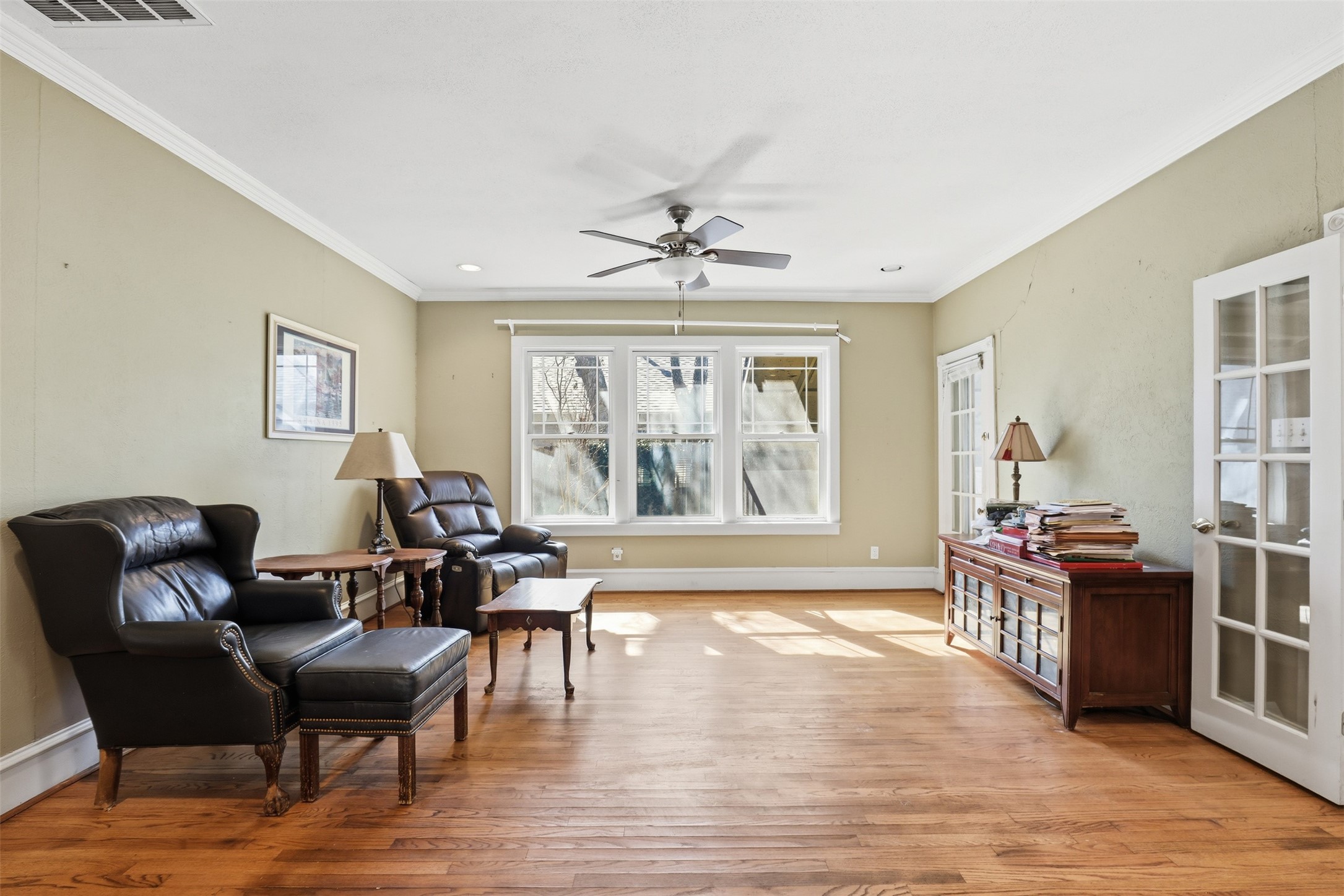 1409 Virginia Place Fort Worth TX 76107