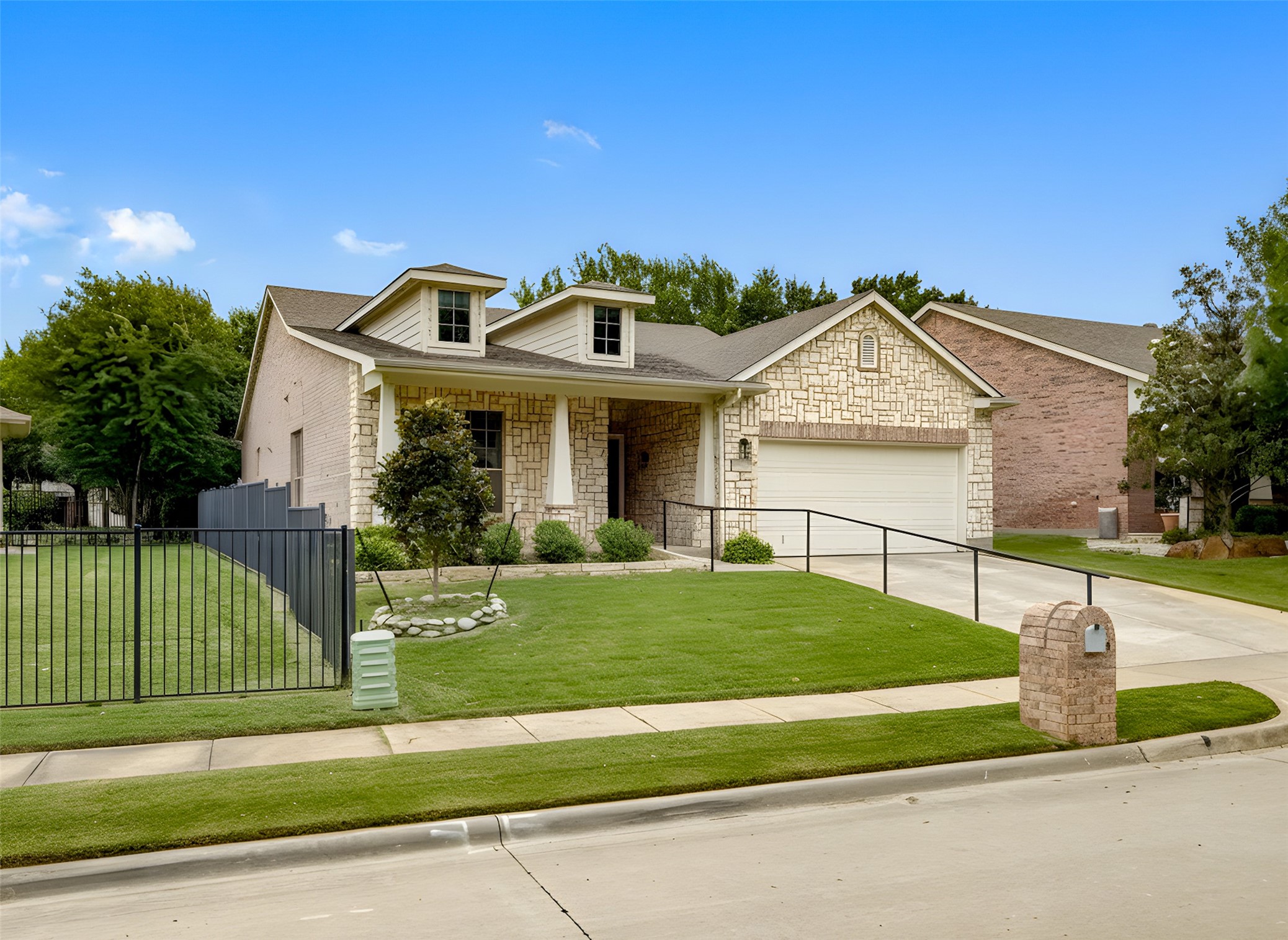 6820 Algarve Drive Denton TX 76210